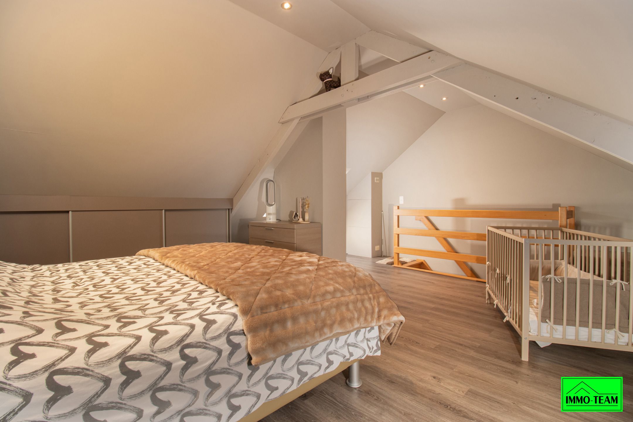 Charmante 2-gevelwoning in rustige buurt foto 13