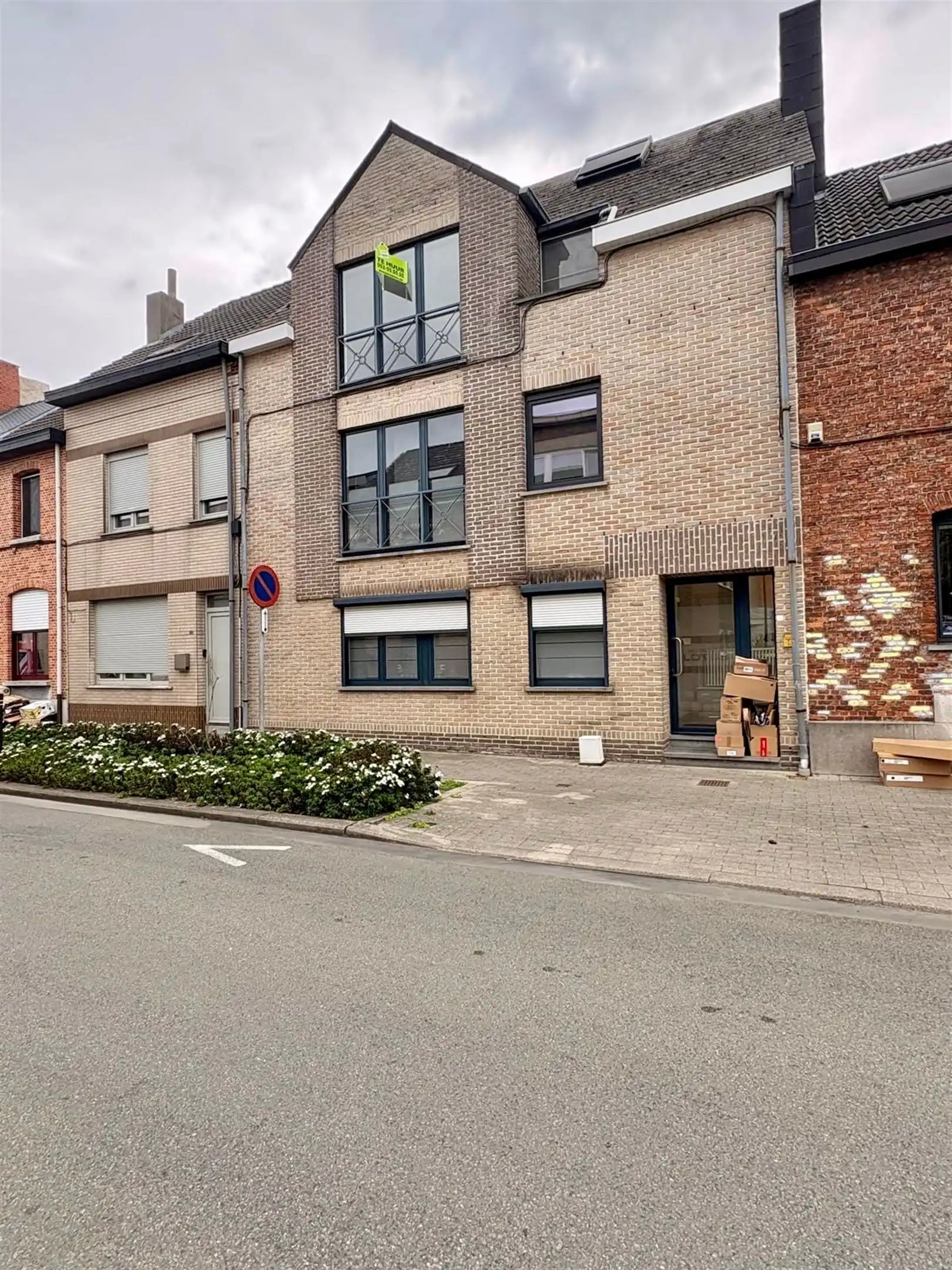 Ruim 2-slaapkamerappartement met lift en autostaanplaats in Sint-Gillis-Dendermonde foto 18