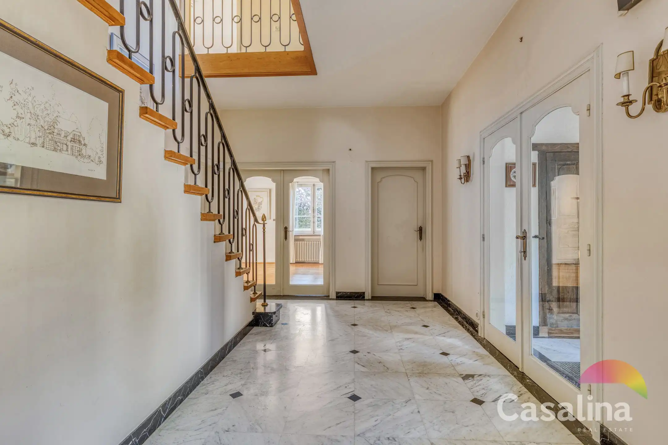 Wijk Baron Albert d'Huart–Viergevelvilla met veel potentieel foto 9