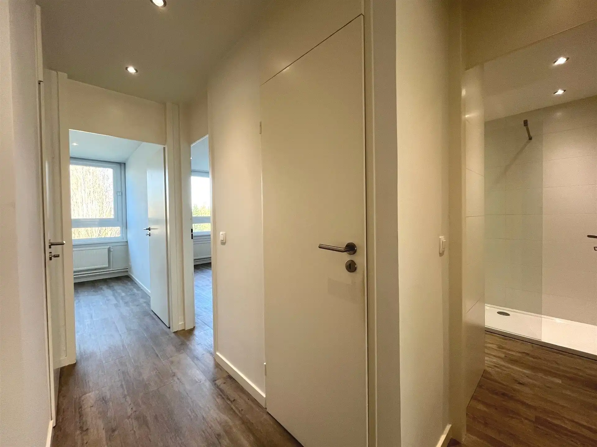 Gerenoveerd appartement met zuid terras en autostaanplaats  foto 10