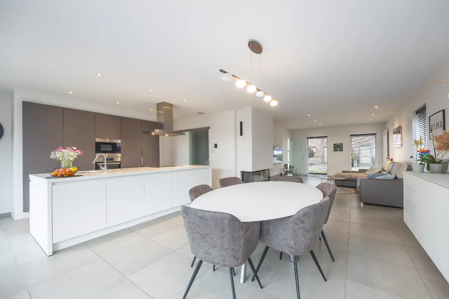 Instapklare halfopen bebouwing in rustige woonwijk te Bredene foto 7