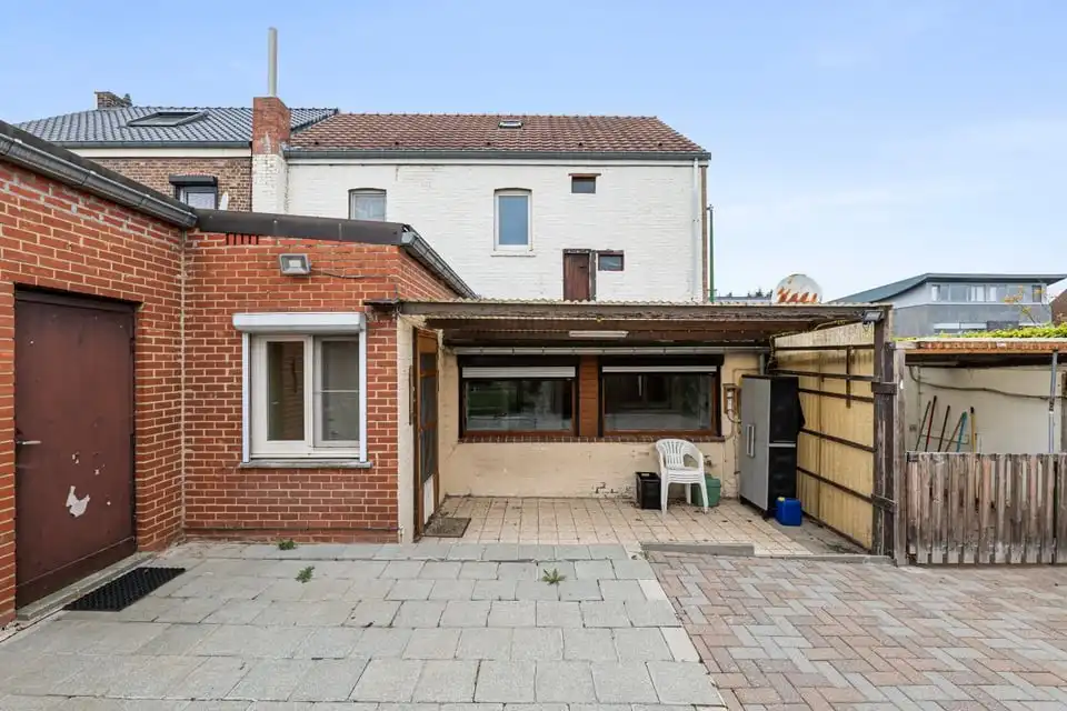 TE RENOVEREN GEZINSWONING MET GARAGE IN HET CENTRUM VAN GINGELOM foto 33