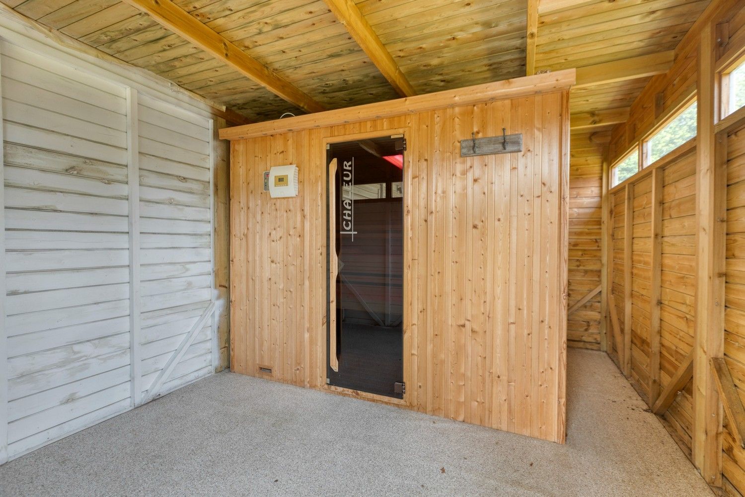 Halfopen gezinswoning met drie slaapkamers (mogelijkheid tot 4), grote tuin en zonnepanelen! foto 37