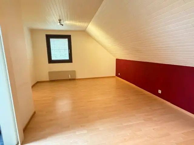 Eengezinswoning met 2 slaapkamers, garage, terras en tuin foto 12