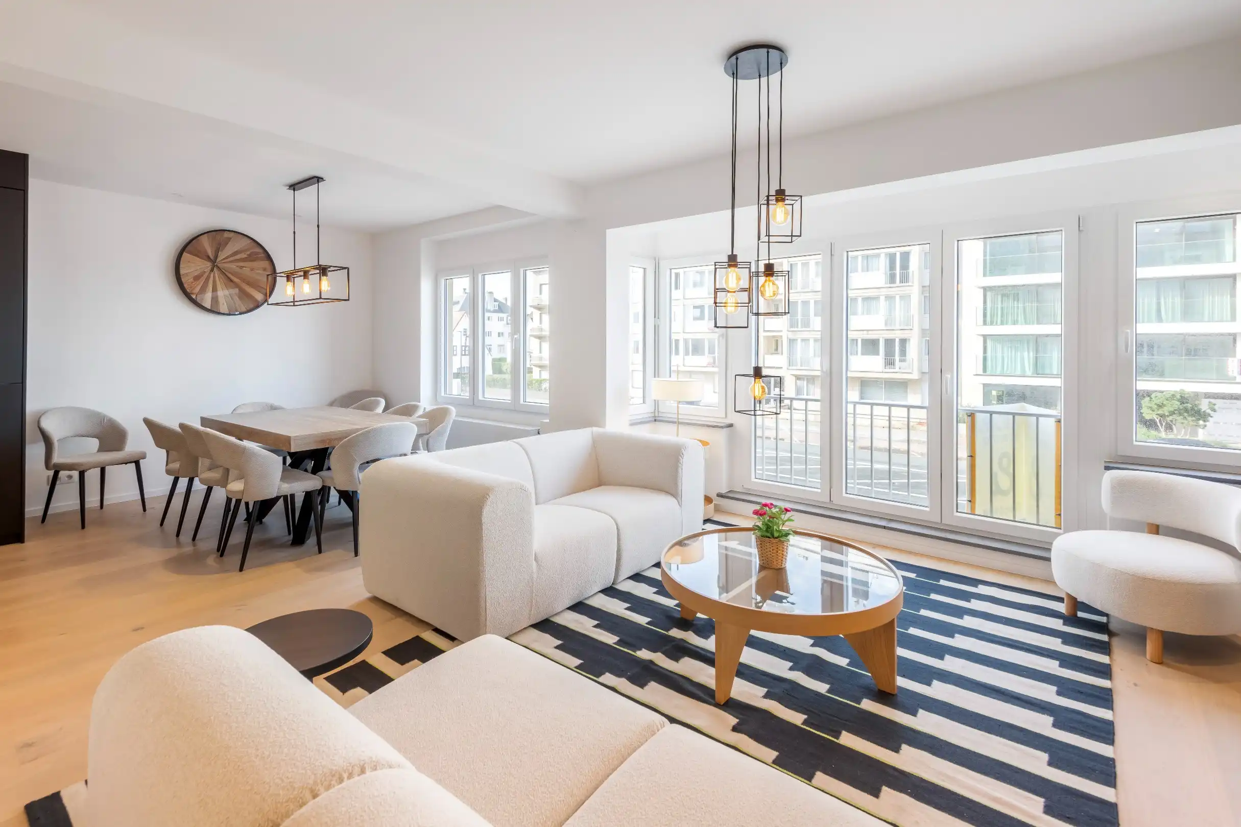 Prachtig gerenoveerd appartement gelegen te Albertstrand met open - en zeezicht foto {{pictureIndex}}