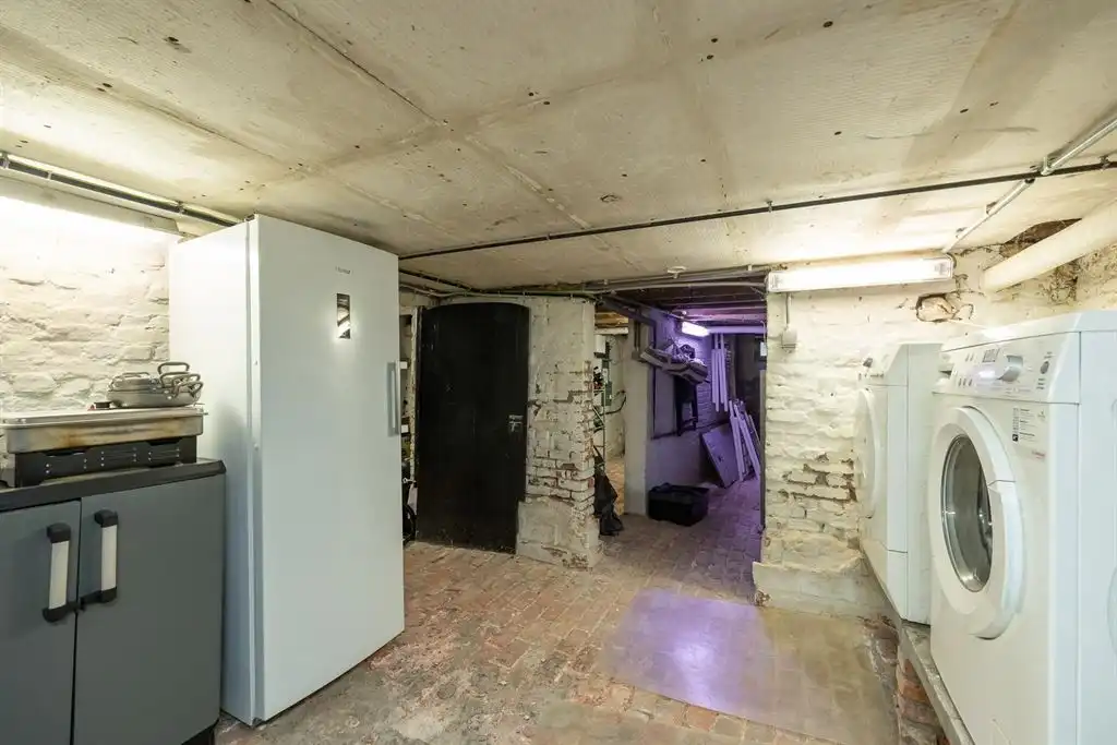 Sfeervol, instapklaar herenhuis met 4 slaapkamers & mediterraanse tuin in hartje Harmoniewijk foto 24