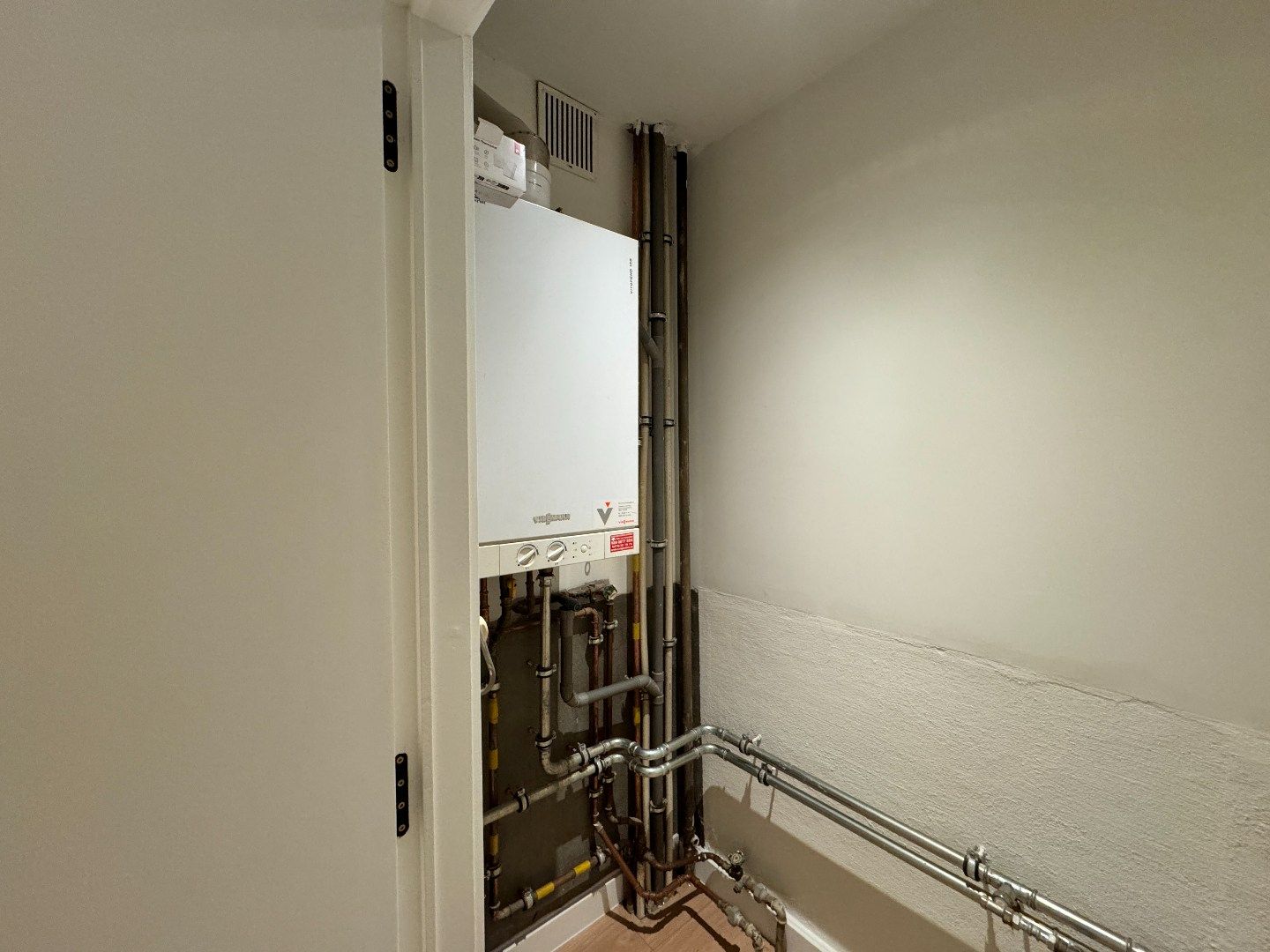 Volledig vernieuwd appartement op de eerste verdieping nabij het begijnhof met zuidgericht terras foto 11