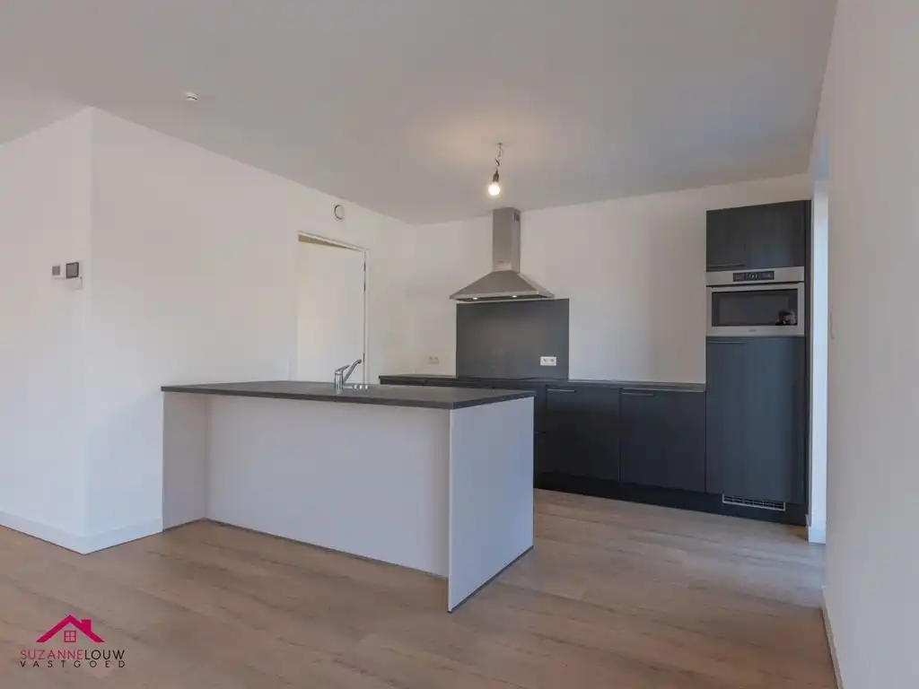 Gelijkvloers appartement met ruim terras foto 18