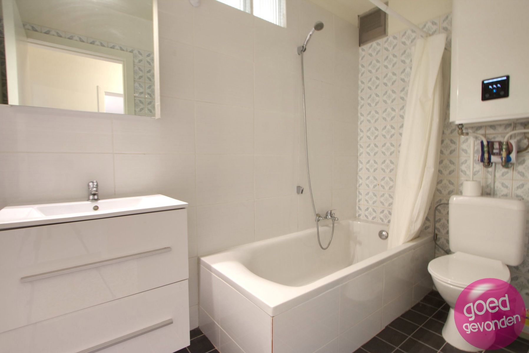 APP 2 SLK - BALKON - KELDER - FIETSLOKAAL - CENTRUM - RUSTIG foto 14