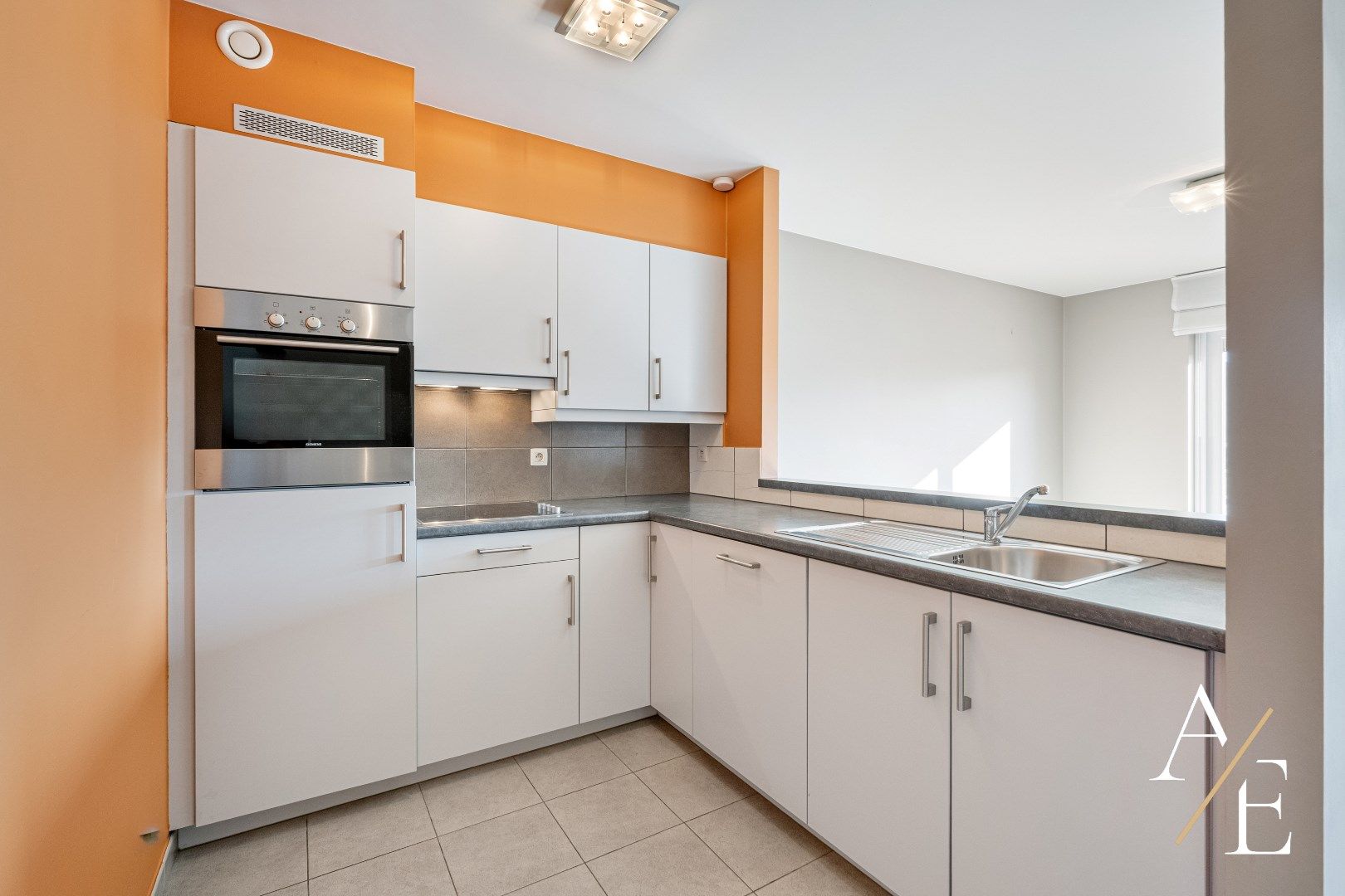 SCHELLEBELLE - Energiezuinig instapklaar appartement terras/garage! foto 4