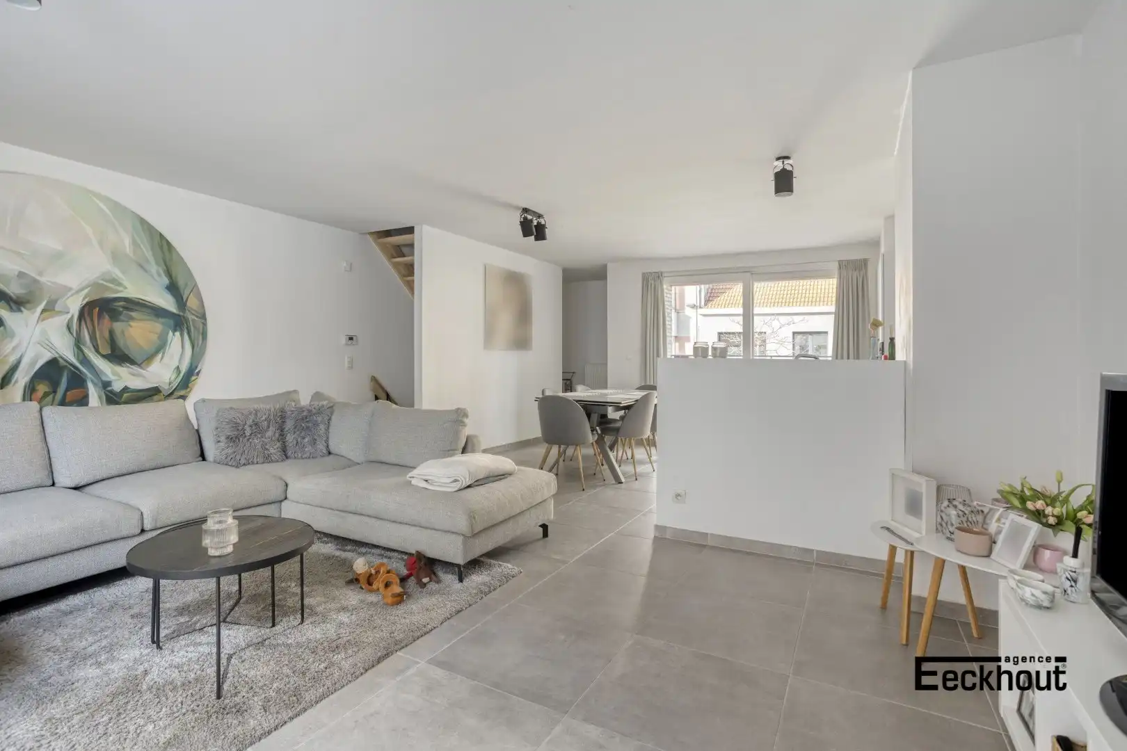 Moderne triplex-appartement met 3 slaapkamers - Ideaal als investeringspand wegens aanwezigheid van vaste huurders foto 4