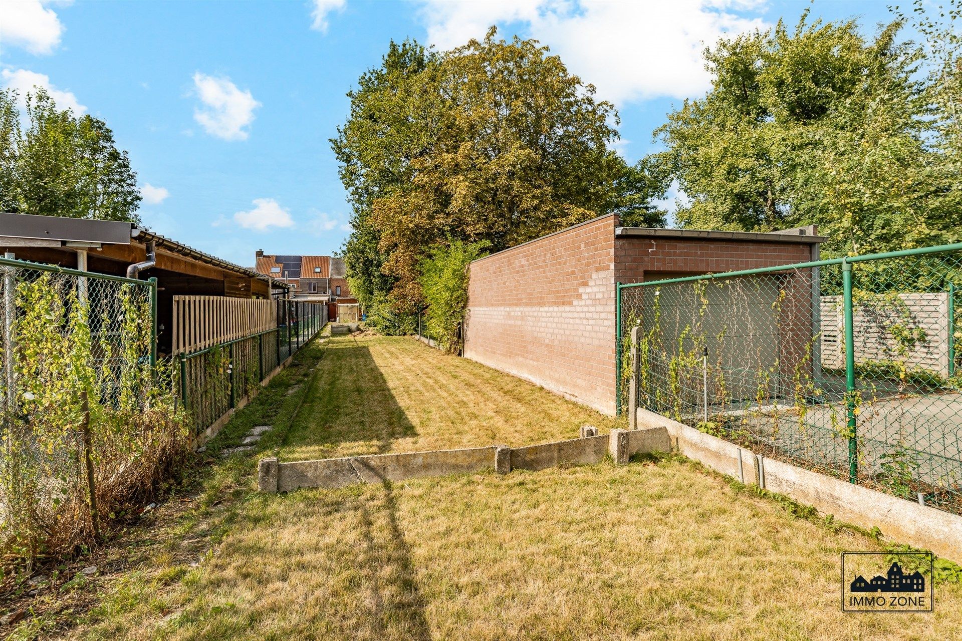 Woning met 3 slaapkamers, grote tuin en achteruitgang foto 13
