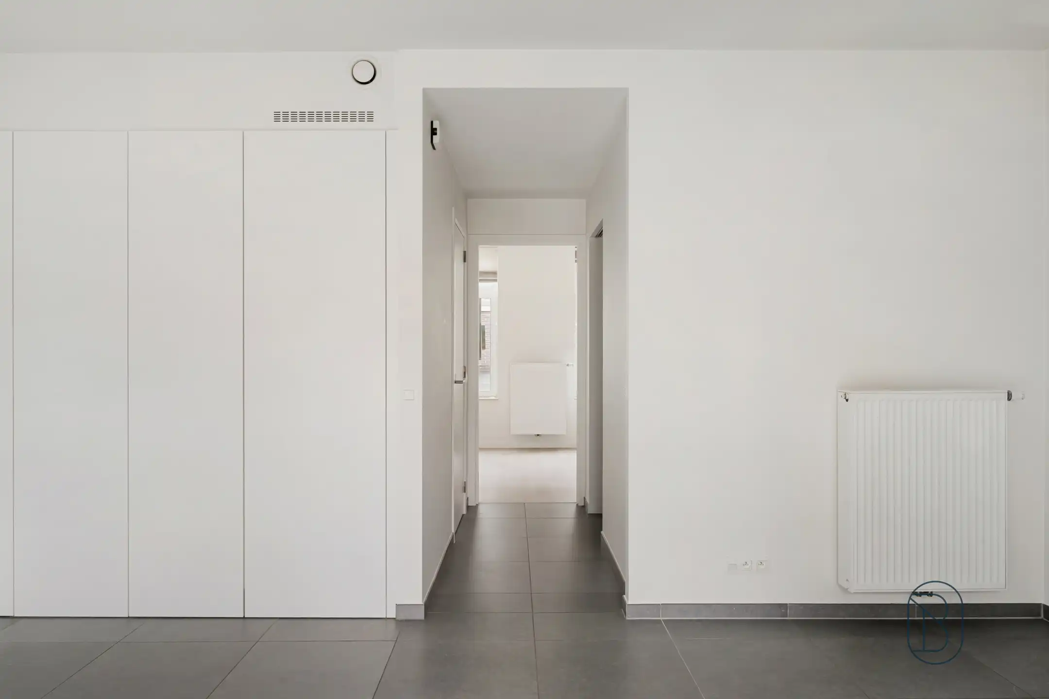 Recent instapklaar appartement met terras op De Munt in Roeselare! foto 13