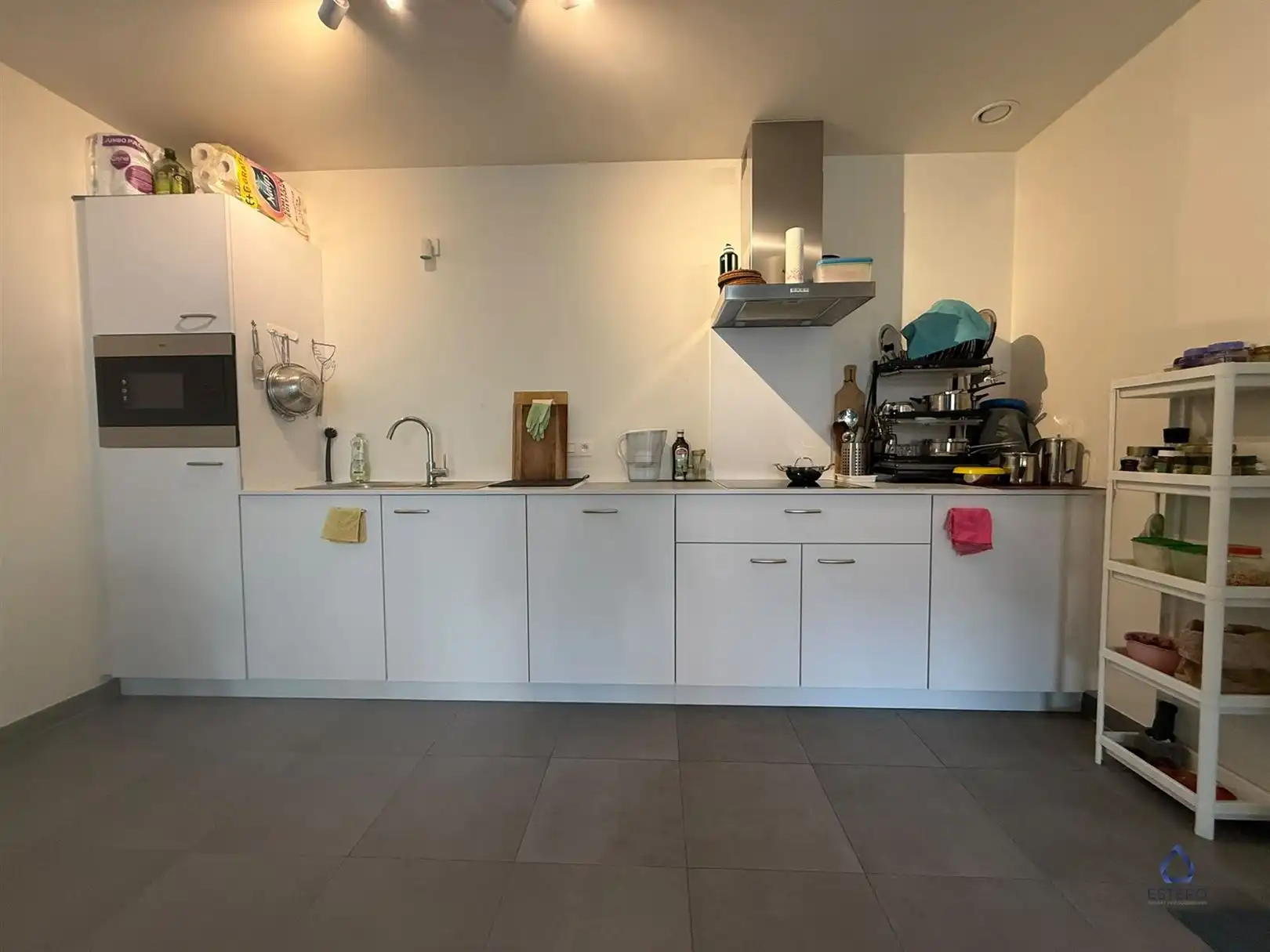 gemeubeld appartement te huur in Evere foto 6