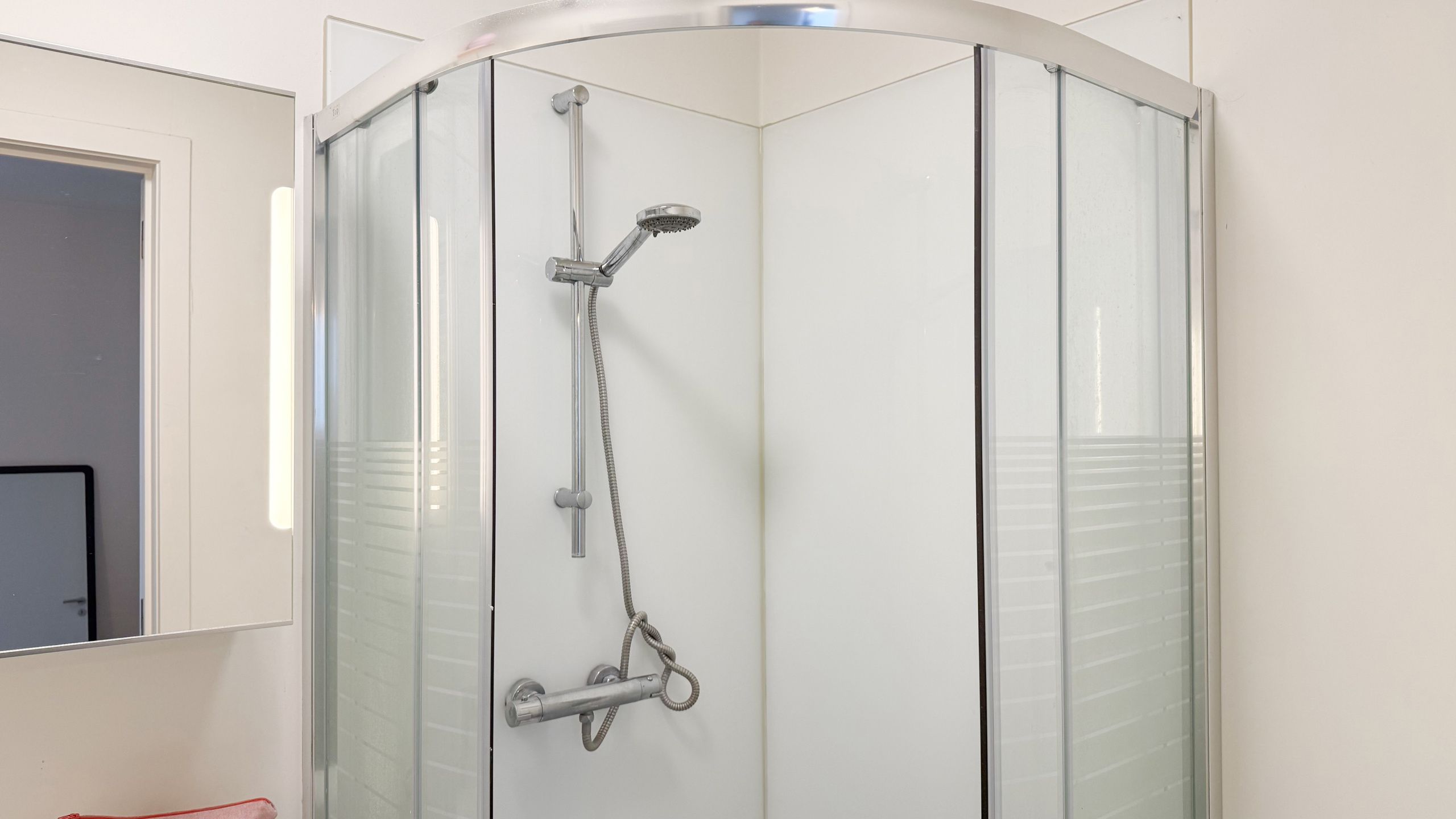 Verzorgde nieuwbouw app met inbegrepen parking in Beringen! foto 21