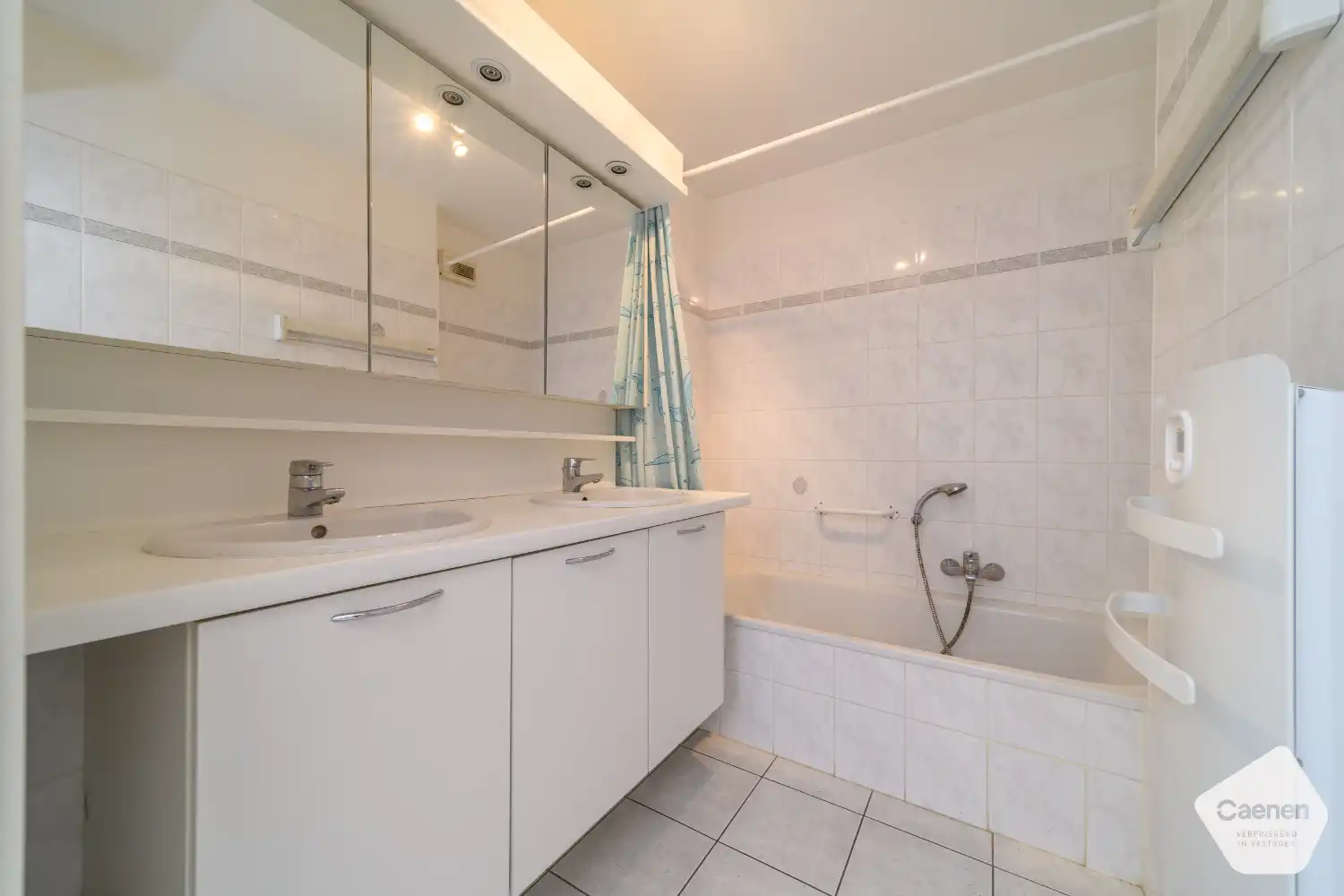 Instapklaar gelijkvloers appartement met frontaal zeezicht, staanplaats en kelder in Bray-Dunes foto 16