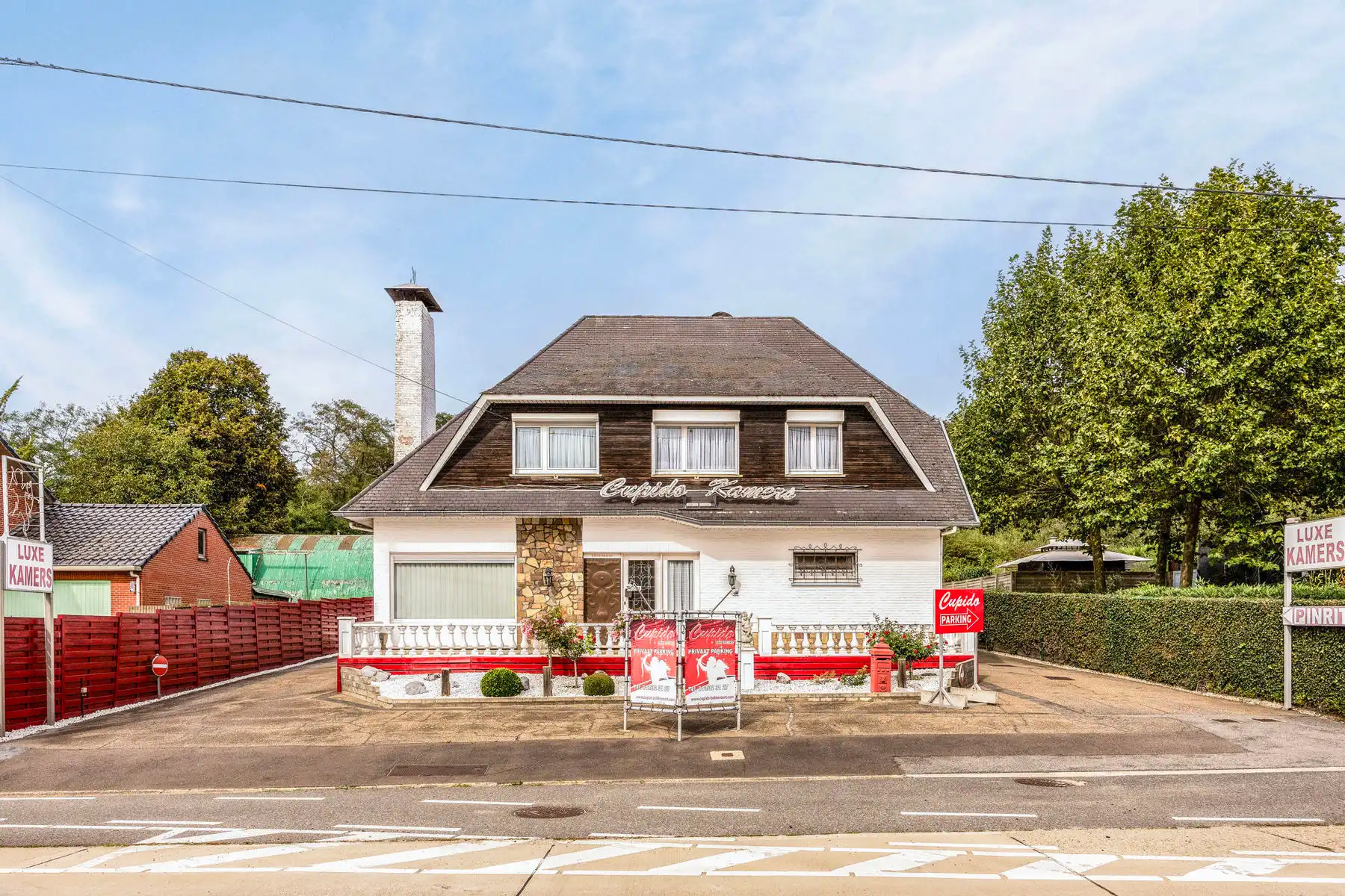 WONING MET 9 KAMERS en 9 BADKAMERS foto 43