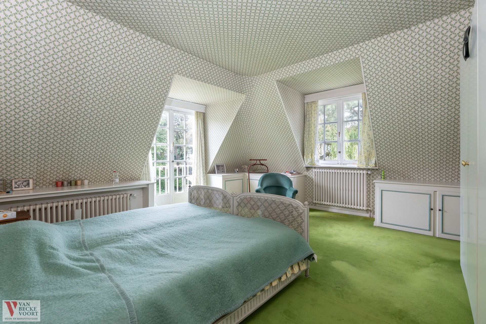 Karaktervolle landhuis op een prachtig domein van 2.030m² foto 9