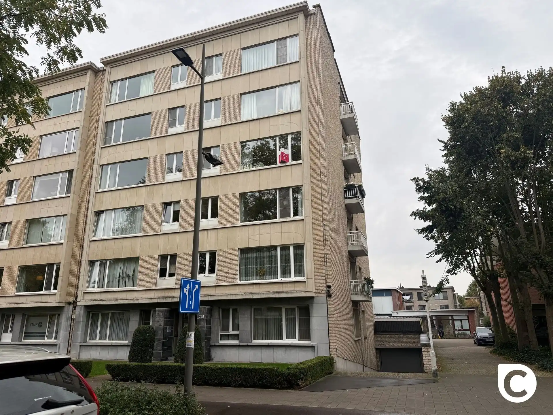 Appartement: 3 slk en P foto {{pictureIndex}}