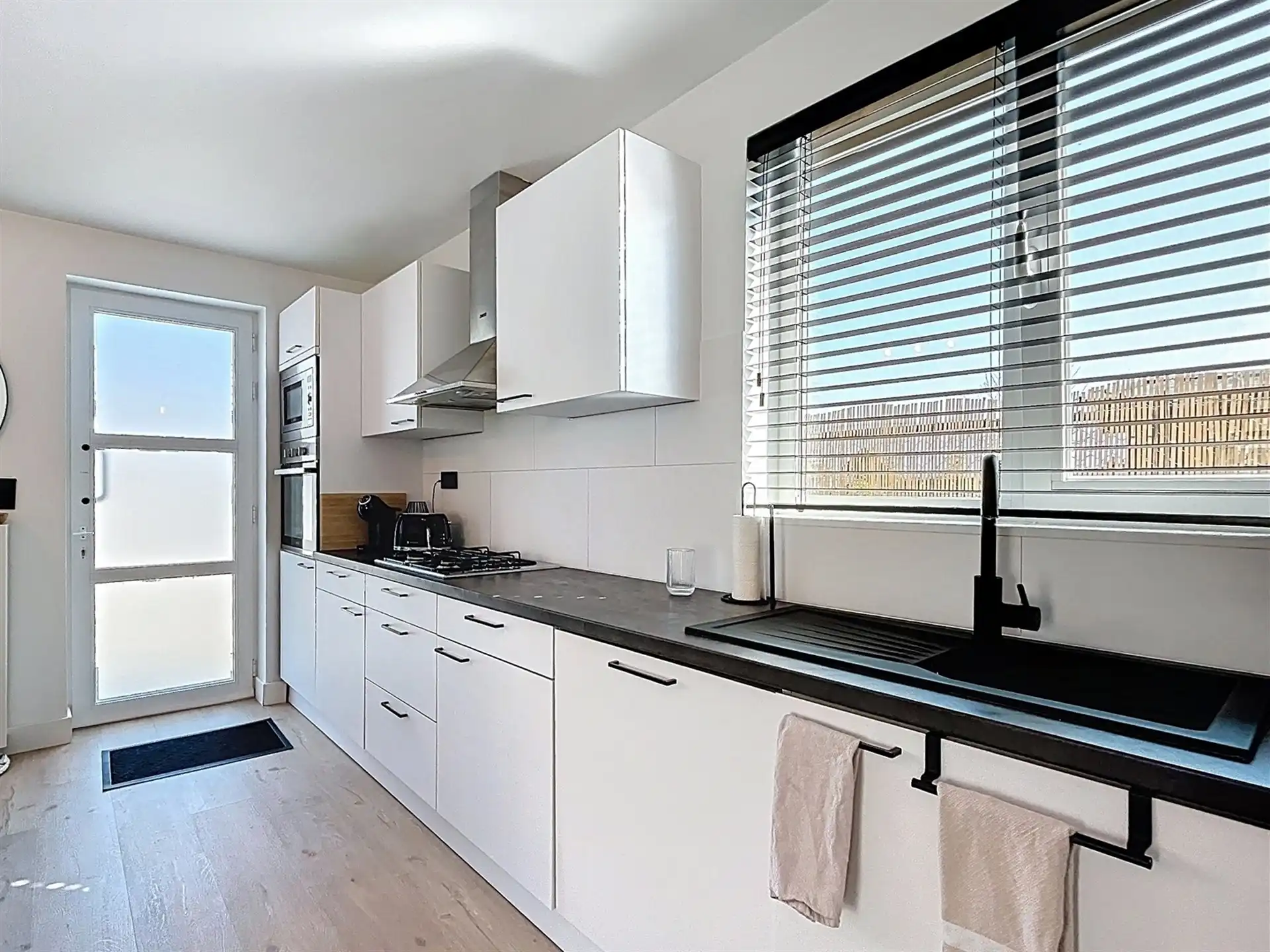 Recente open bebouwing met 2 slaapkamers op toplocatie! foto 4