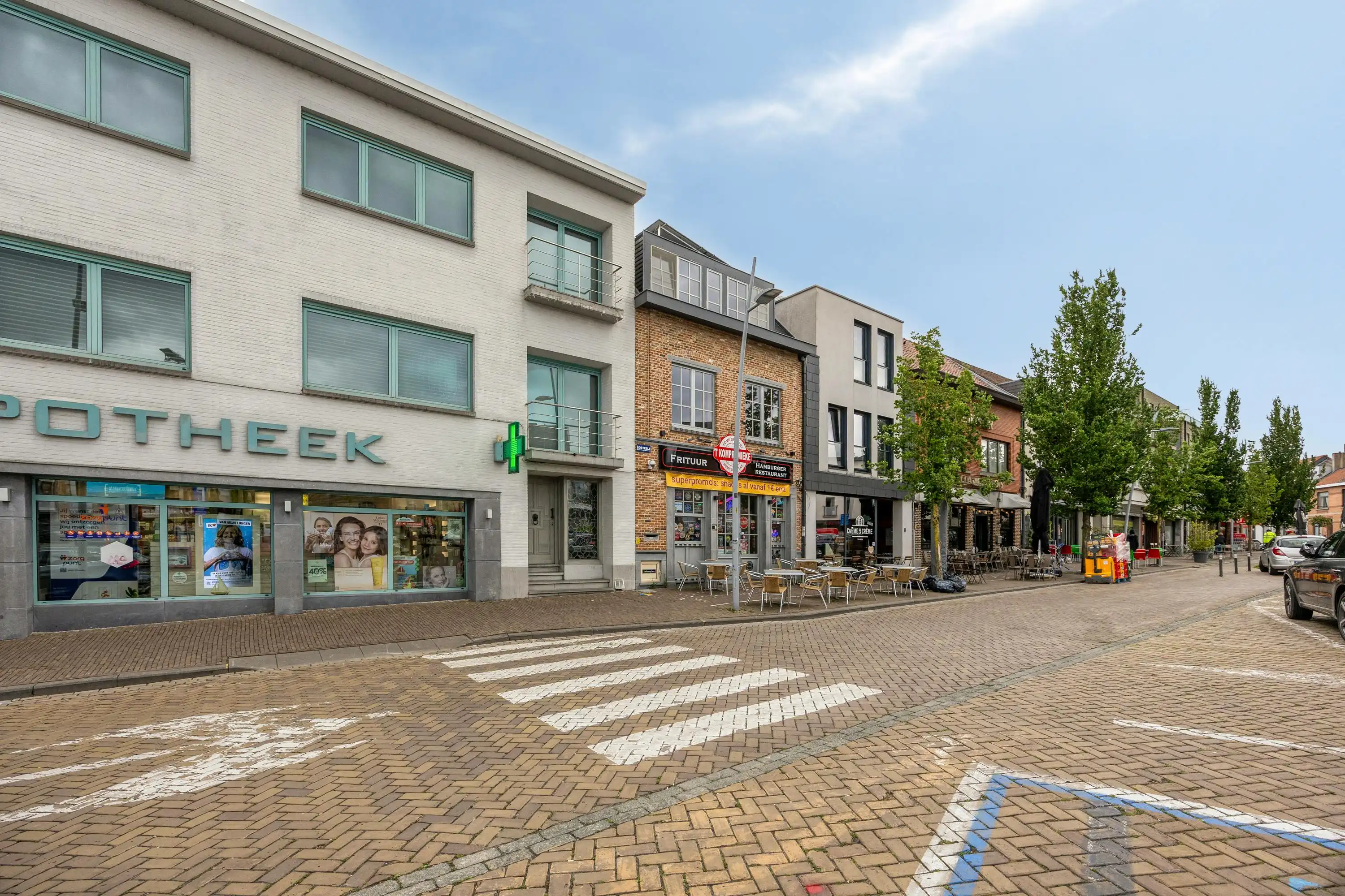 Handelsgelijkvloers met appartement op de markt in Ternat foto 26