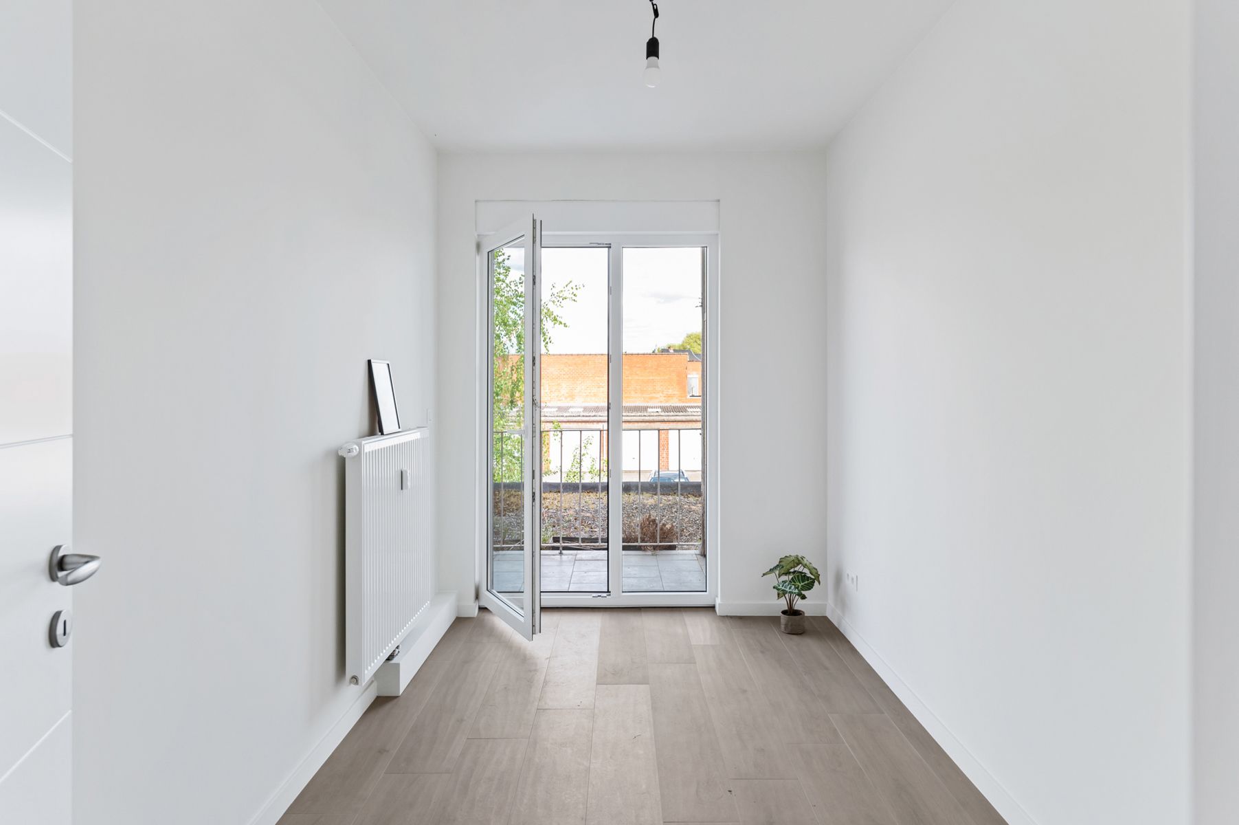 Gerenoveerd appartement met drie slaapkamers in centrum foto 17