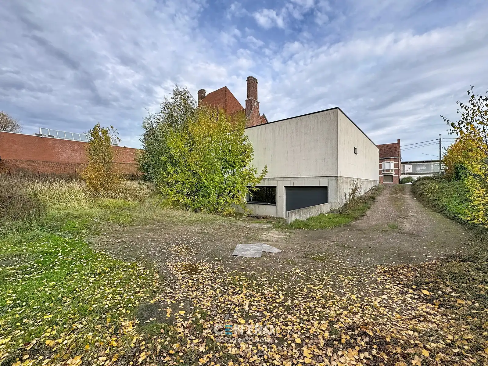 VILLA met handelsruimte op COMMERCIËLE ligging! foto 23