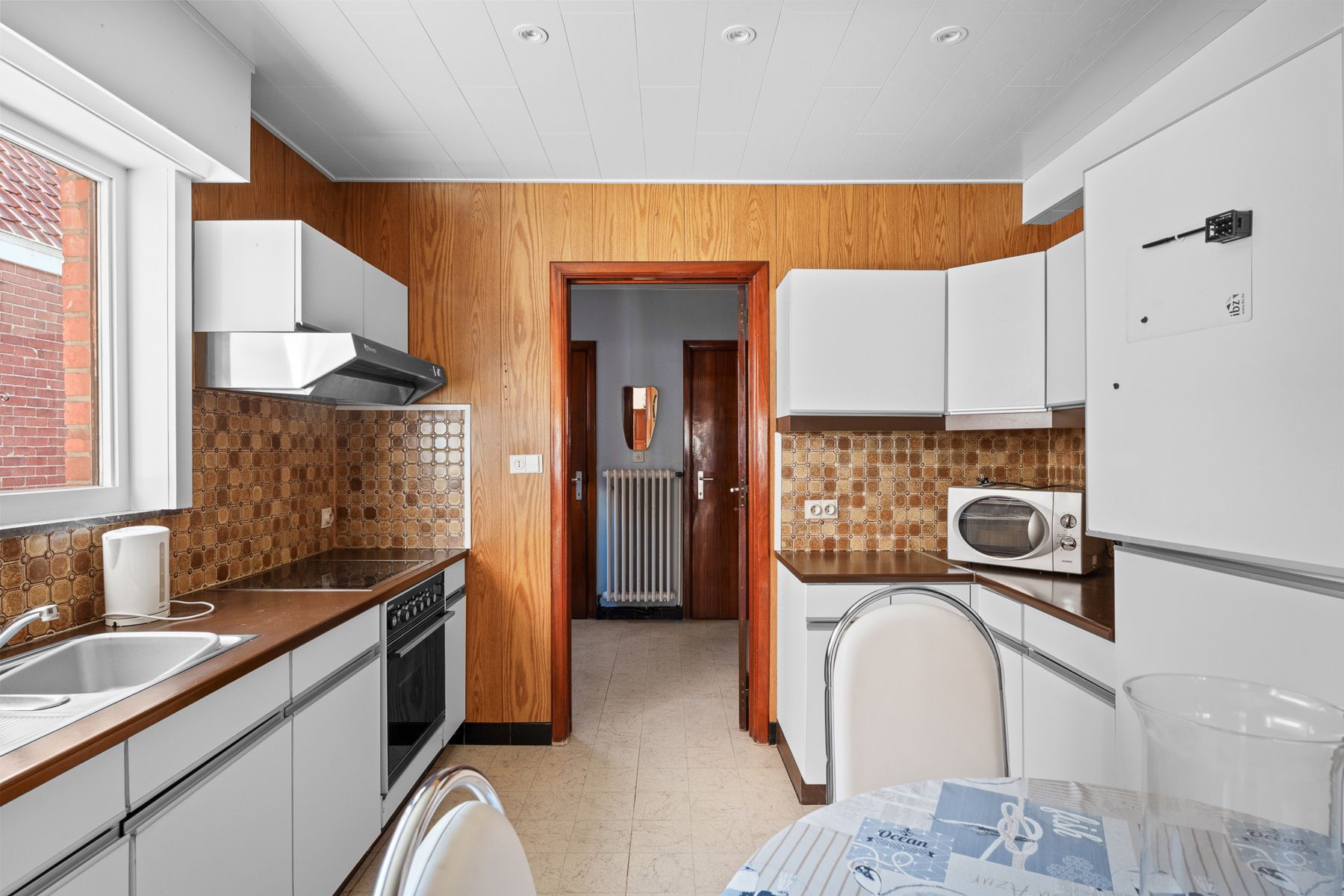 3 slpk. woning met zonnige tuin in hartje Sint-Michiels foto 7
