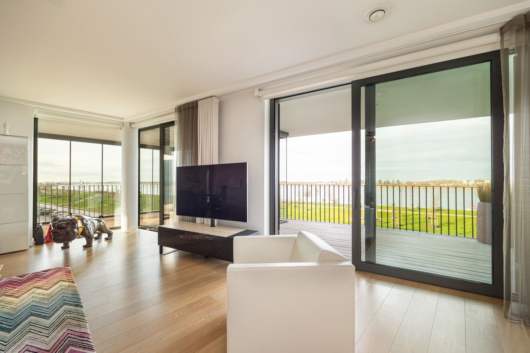 Riant luxe apppartement van 213 m² met Scheldezicht  foto 14