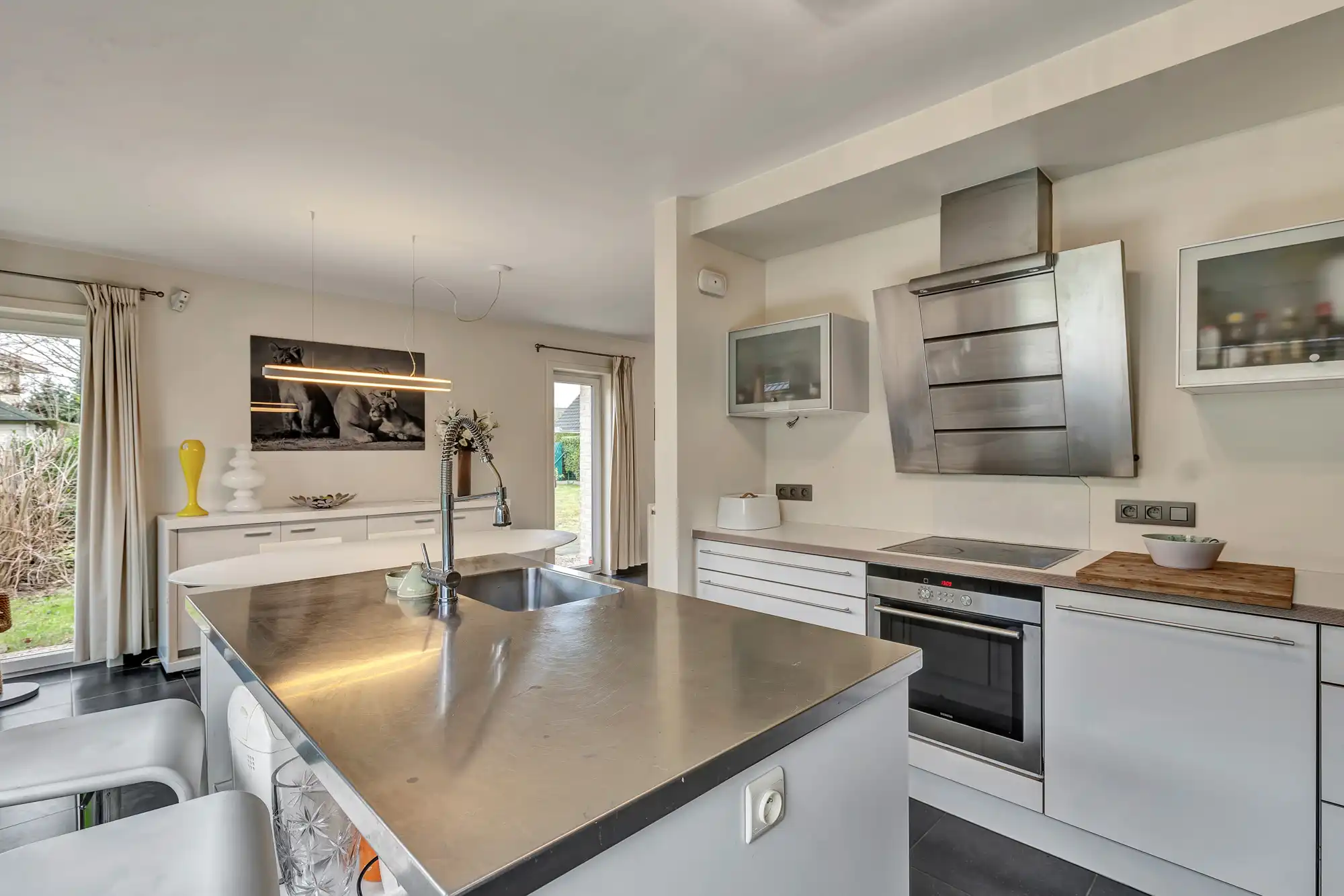 Ruime gezinsvilla in rustige, kindvriendelijke wijk foto 7