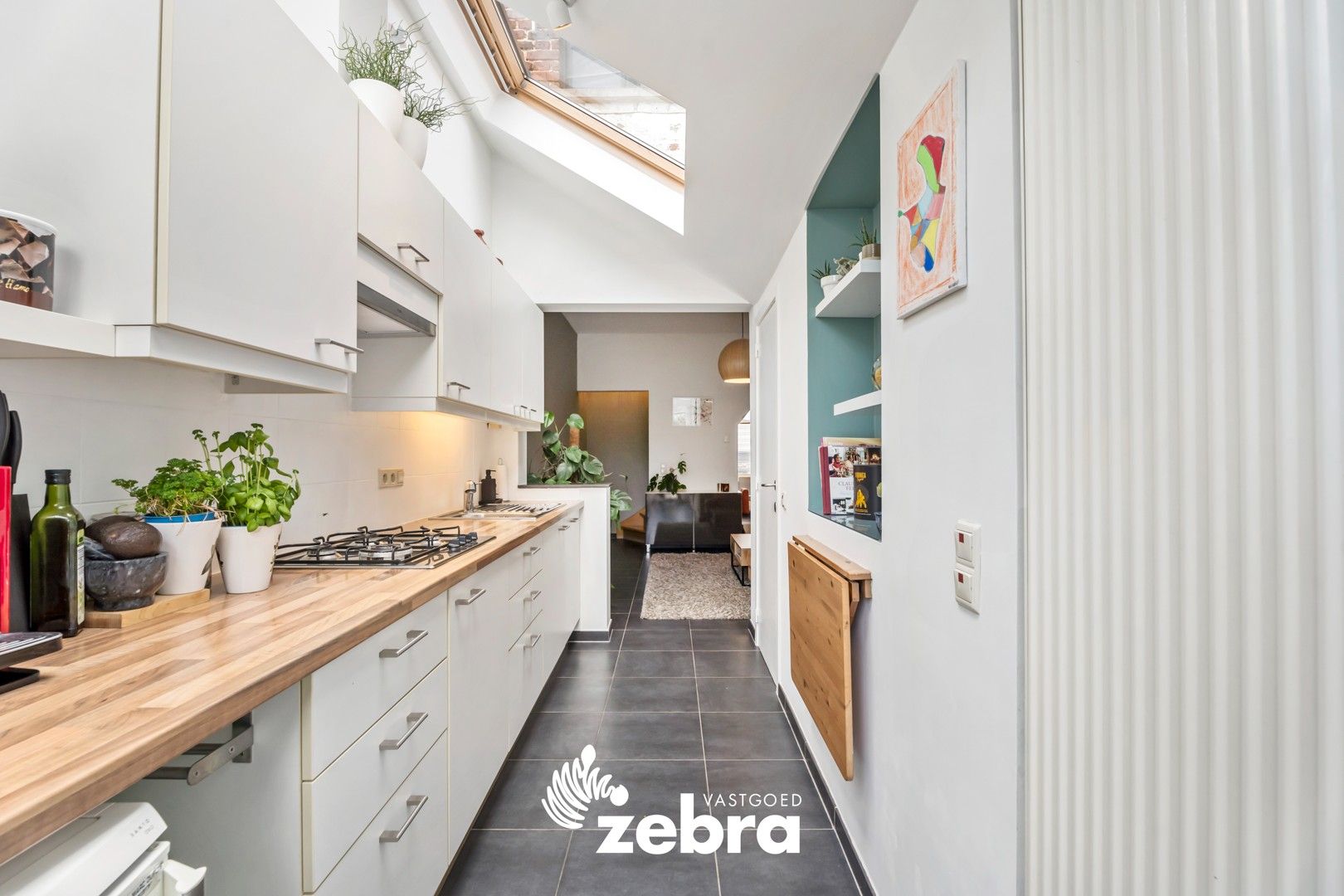 Instapklare en verzorgde woning nabij het centrum van Roeselare! foto 10