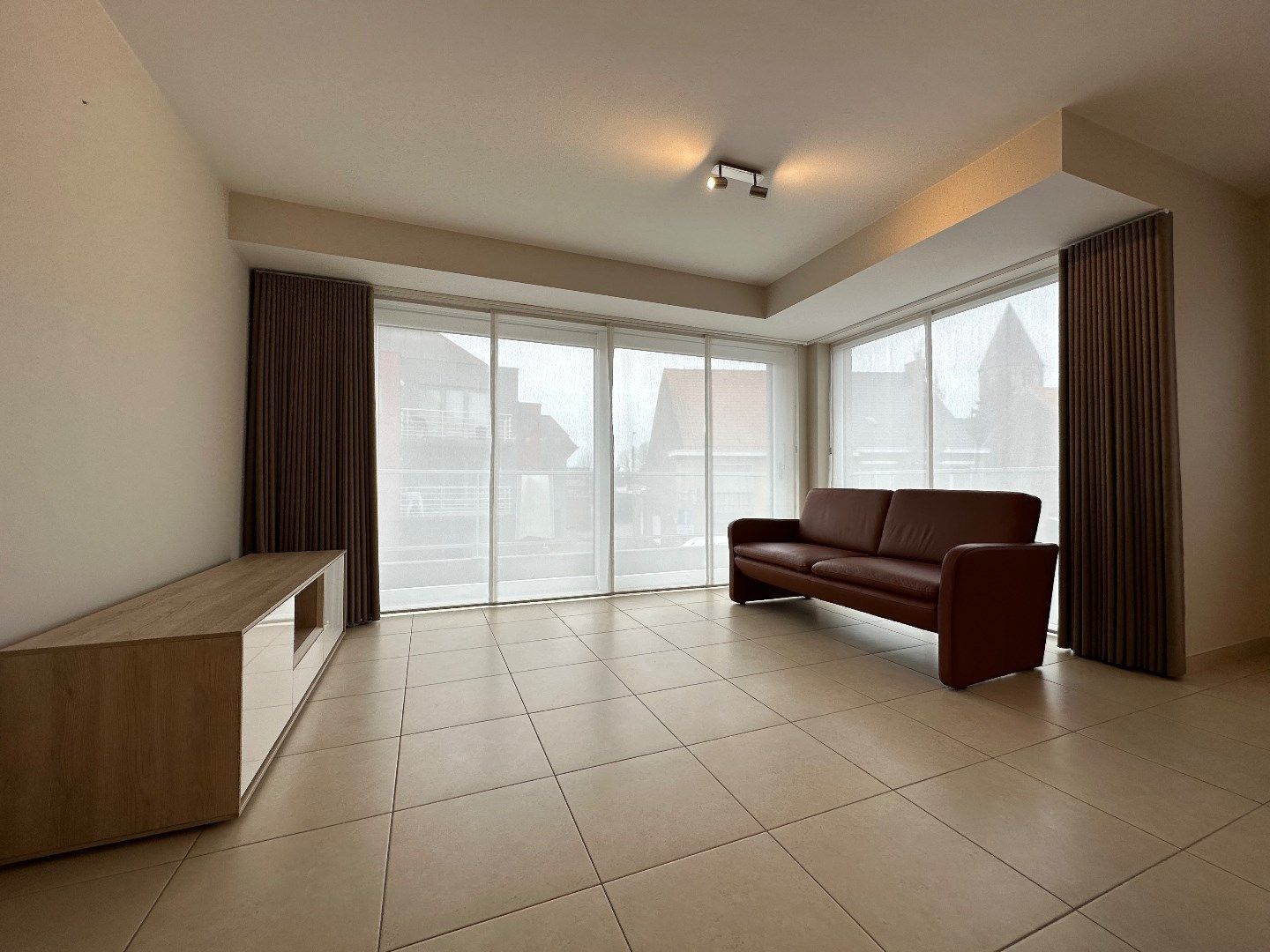 Appartement met 2 slaapkamers en garage te Ichtegem foto 3