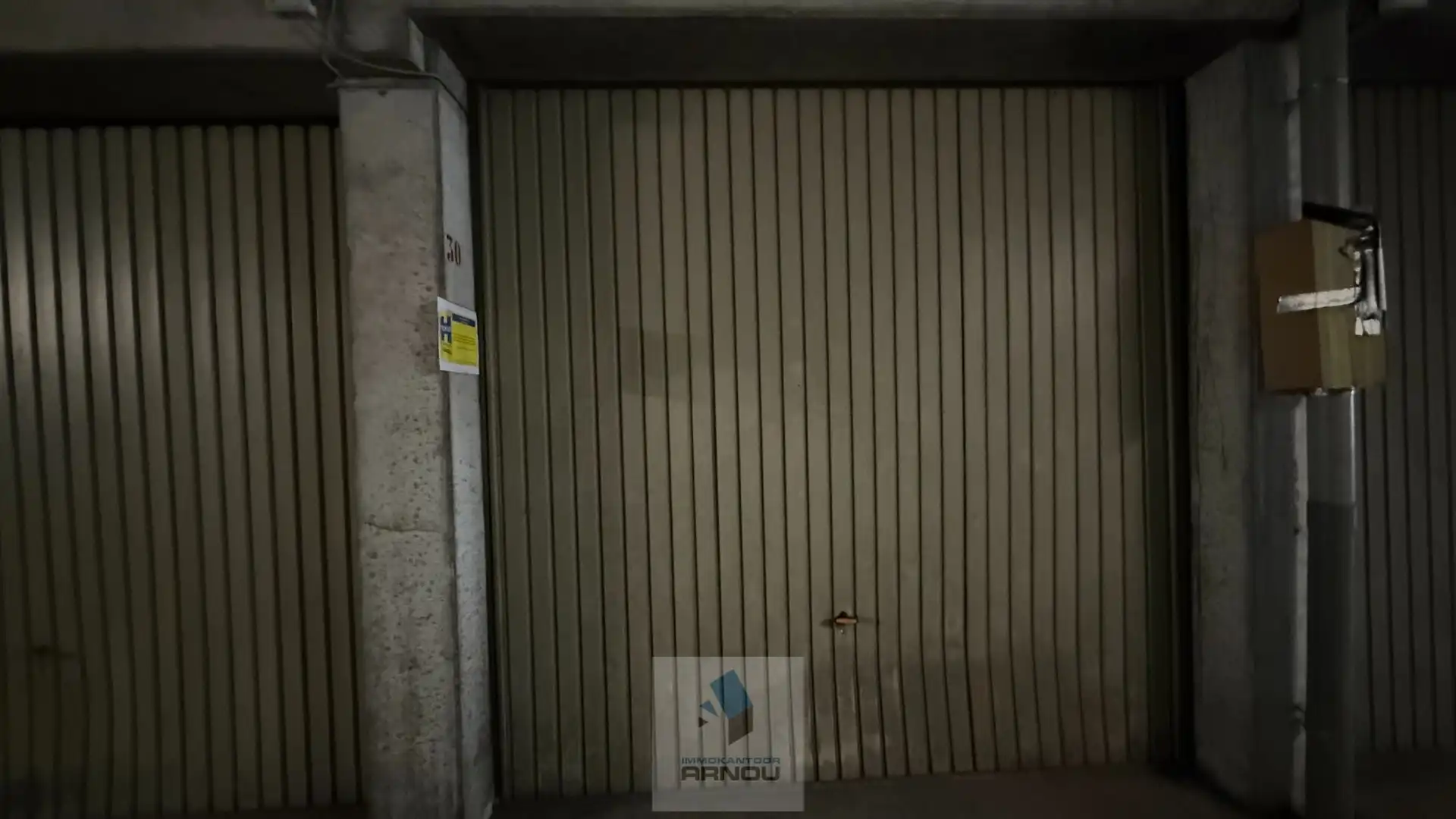 Dubbele privatieve garagebox te huur foto 2