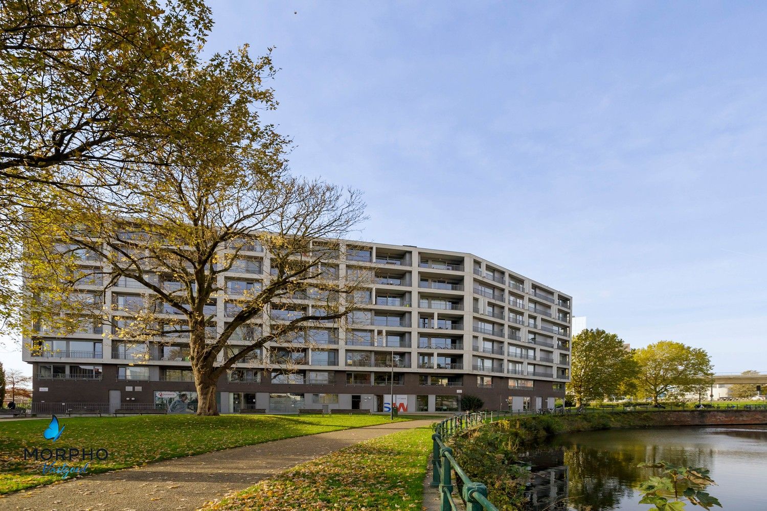 Prachtig  penthouse appartement met 2 slpks en een panoramisch stadsuitzicht op Gent te koop foto 6