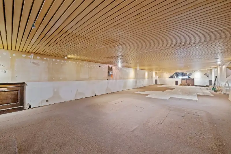 Centrum Roeselare- Veelzijdige eigendom met een totale oppervlakte van 470m² (vrij van Handelshuur) foto 8