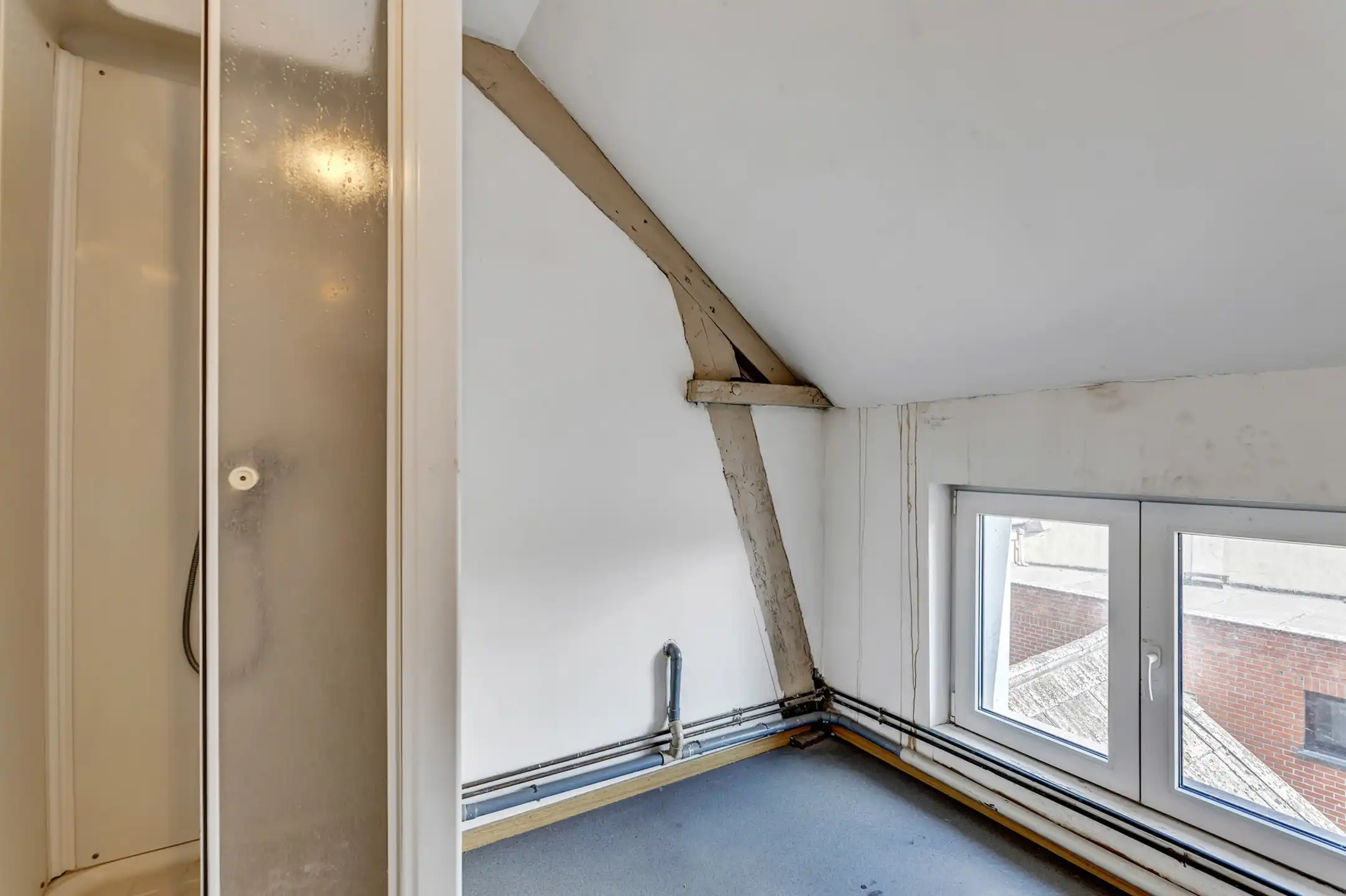 Gewaardeerd restaurant/handelspand met appartementen foto 41