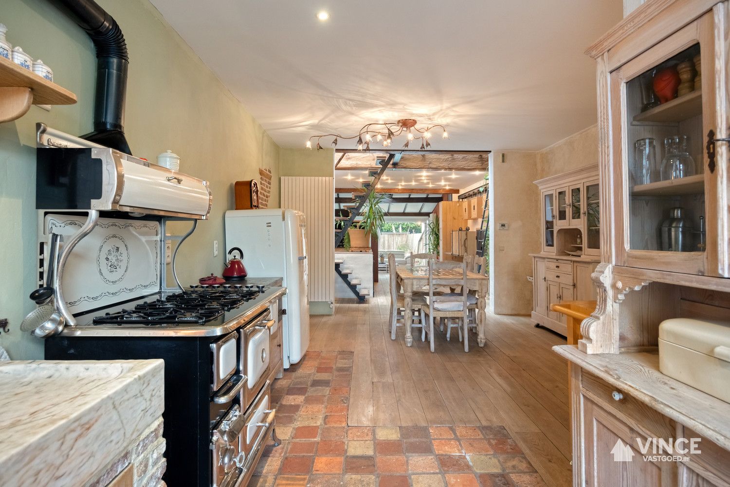 Charmante designwoning met karakter op toplocatie foto 11