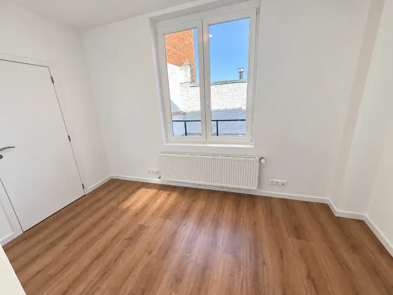 --- NIEUW --- Mooi duplex-appartement met 2 slaapkamers en zeer groot dakterras. foto 16