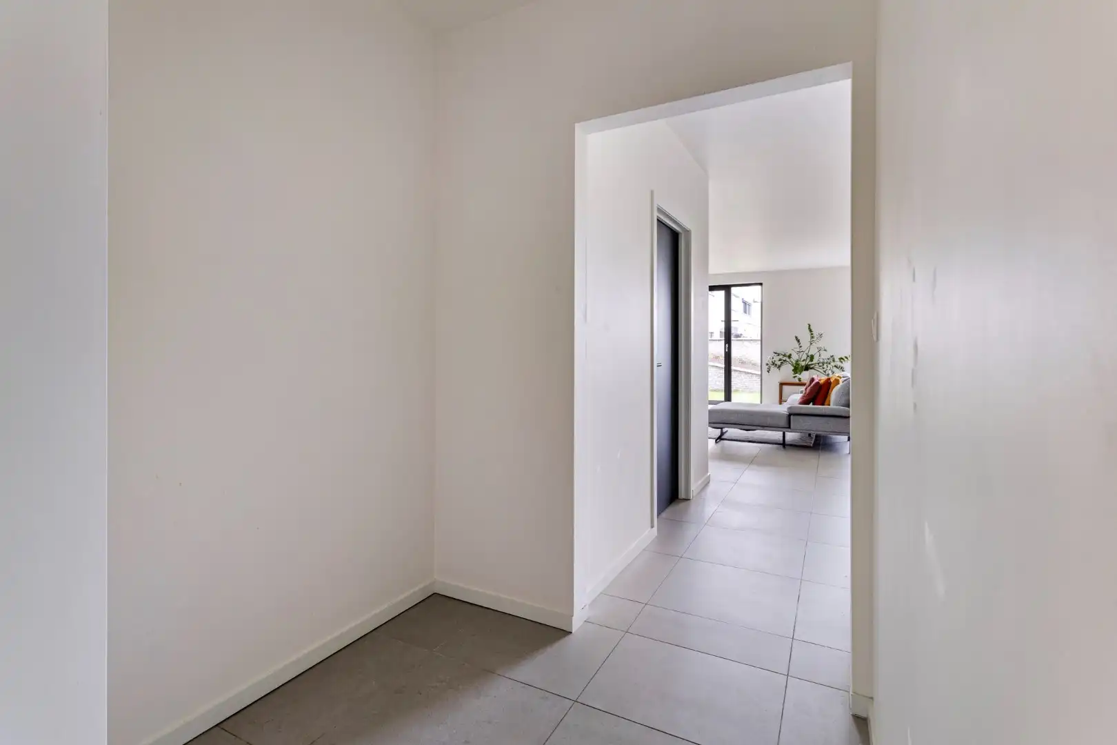 Lichtrijk nieuwbouwappartement met 3 slaapkamers, tuin, terras, kelderberging en 2 autostaanplaatsen - EPC 36 kWh/m² -bewoonbare opp. 115 m²   foto 6