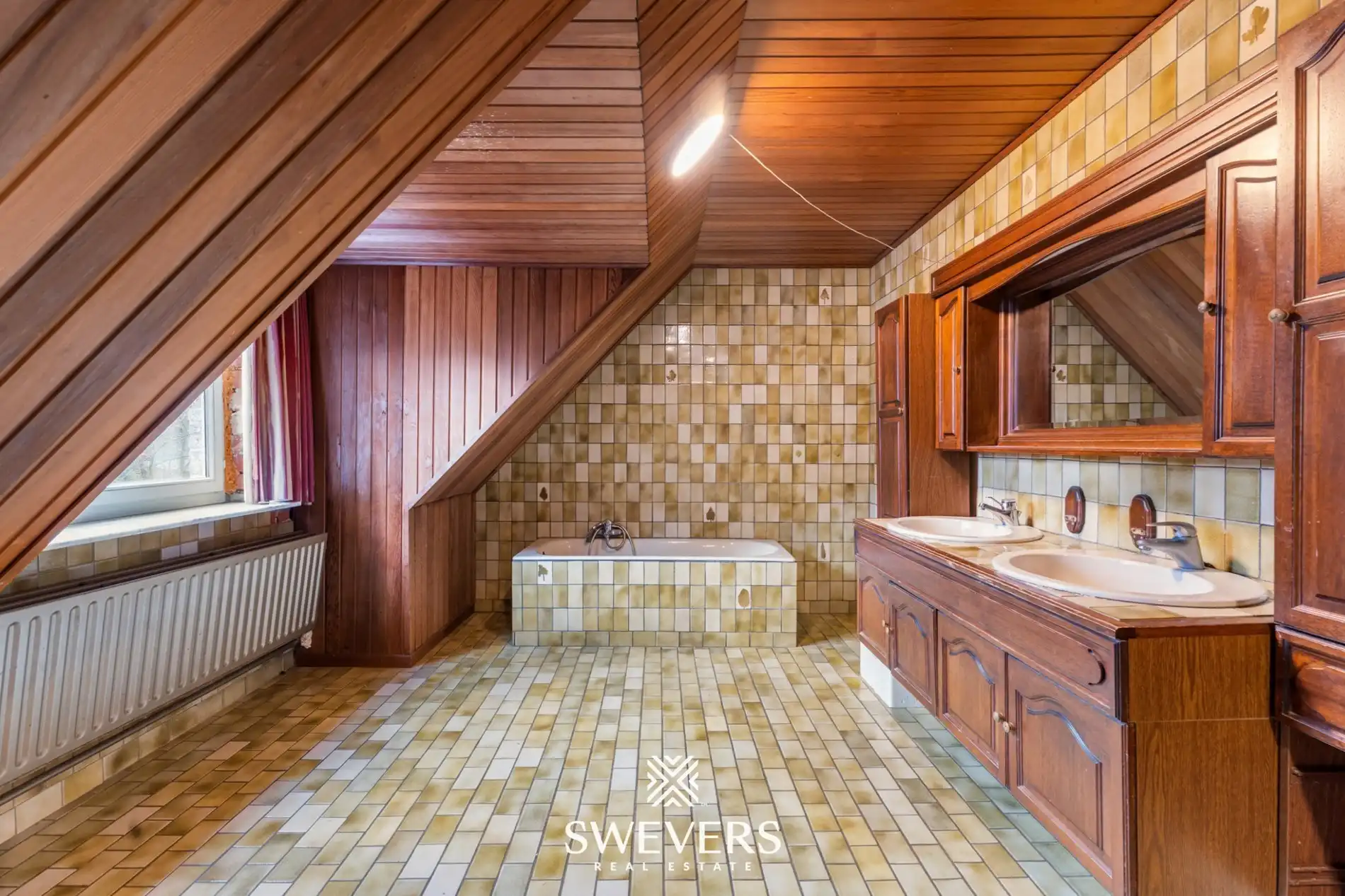 Stijlvol en ruim wonen in een woning met veel potentieel in het residentiële Bolderberg foto 36