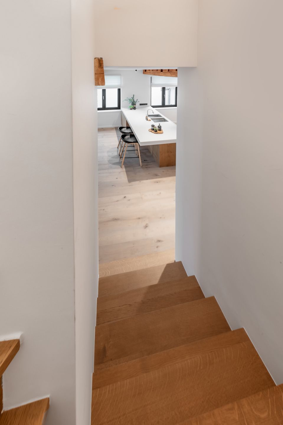 Penthouse met zeer ruim terras( 30m²), privé lift en spa foto 25