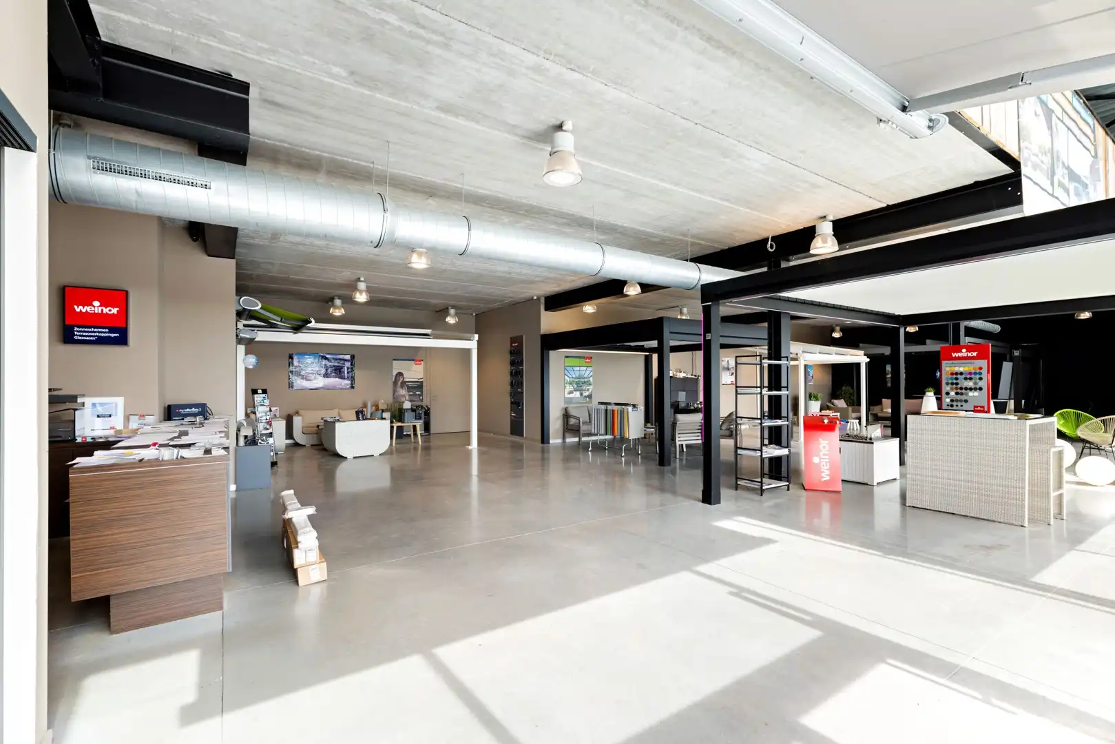 Polyvalent bedrijfsgebouw met woonst op strategische locatie te koop foto 3