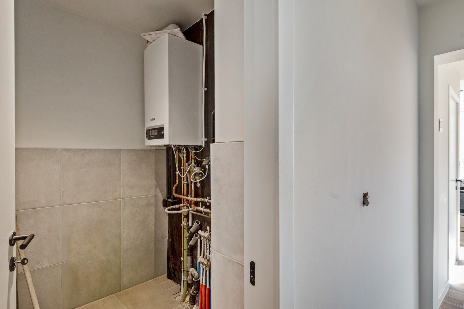 Modern en lichtrijk appartement op toplocatie in Brasschaat foto 15