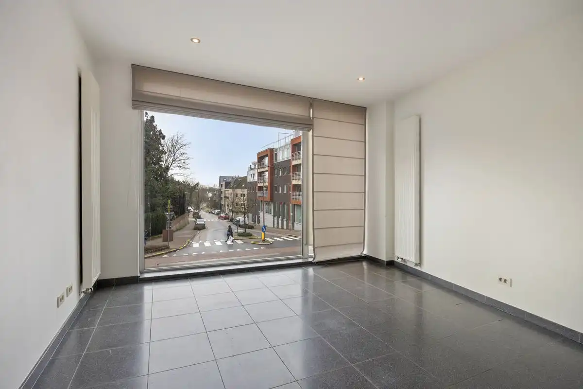 Duplex-Appartement met 2 kamers en terras in hartje Asse foto 6