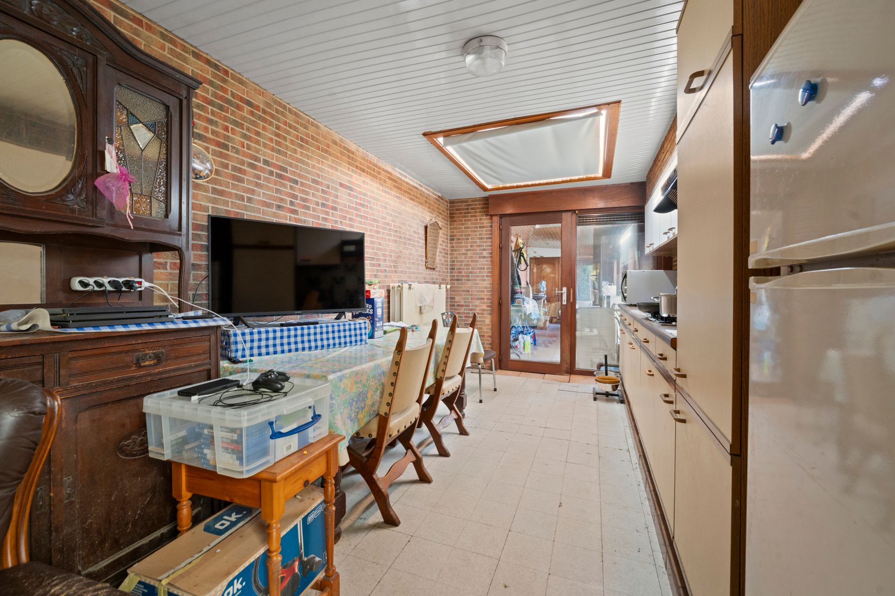 Te renoveren woning op 544 m2 in een rustige straat. foto 13
