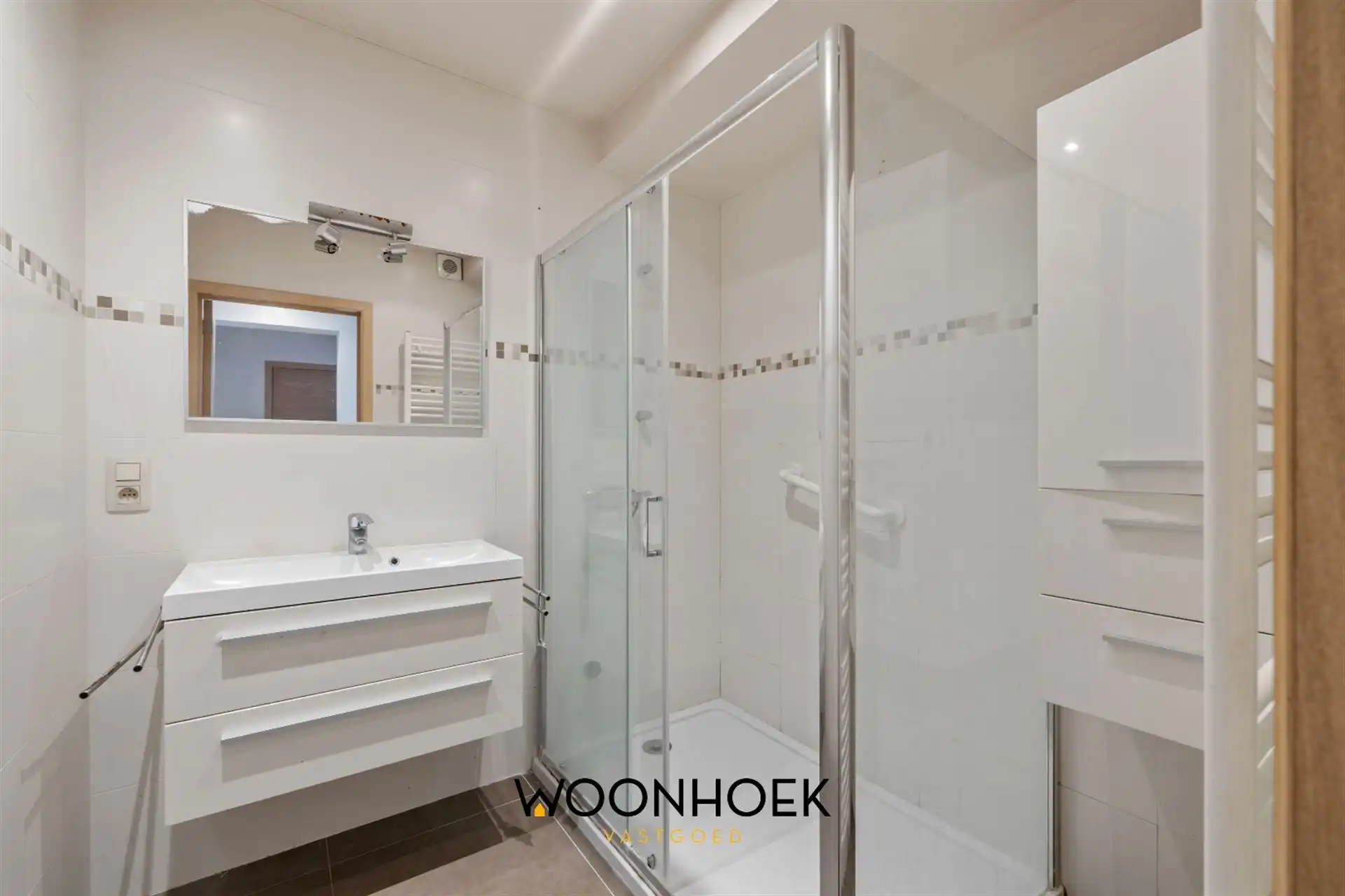 Gelijkvloers wonen met uitzicht op het water foto 10