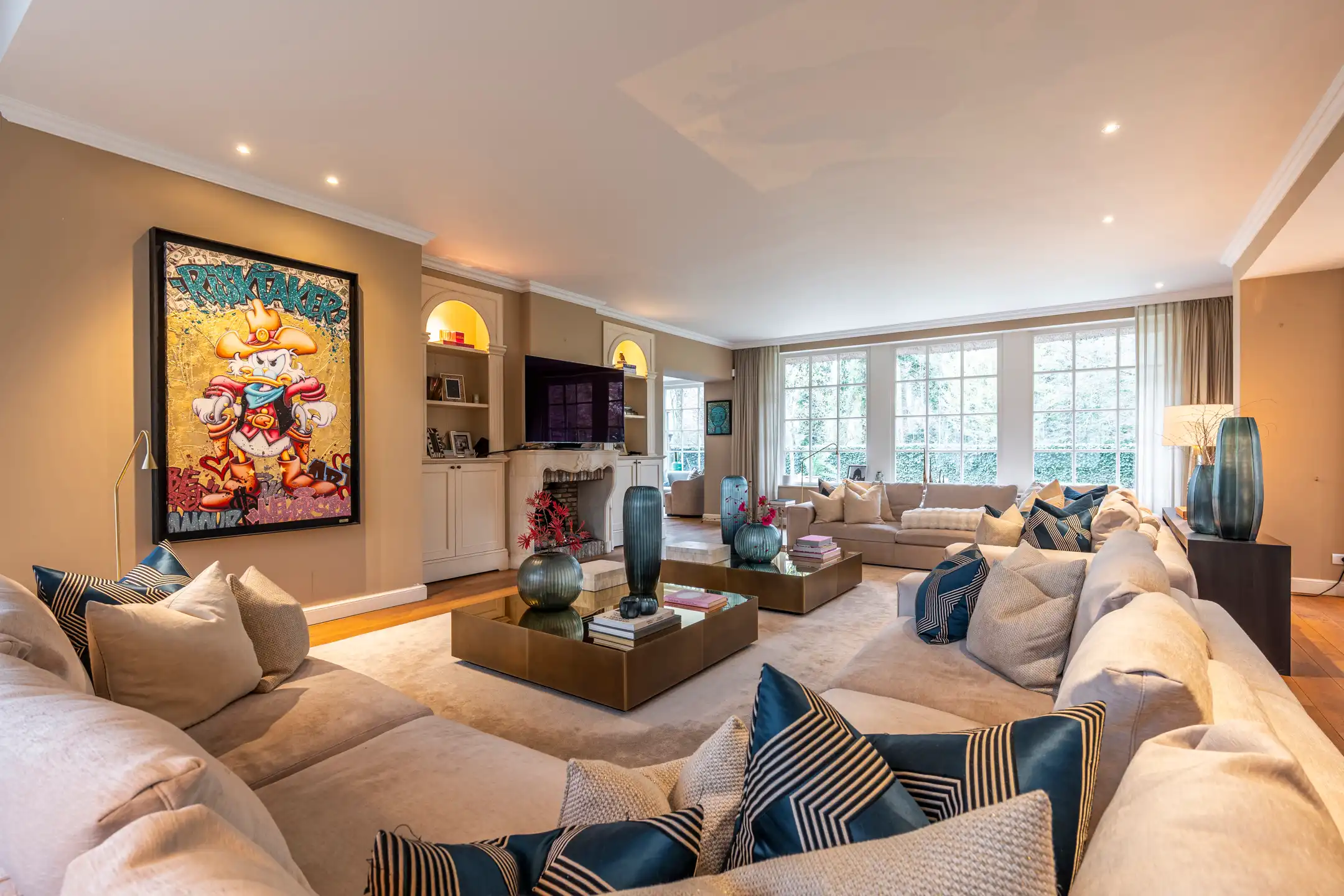 Rietgedekte villa op 2.000 m² met zwembad foto 8