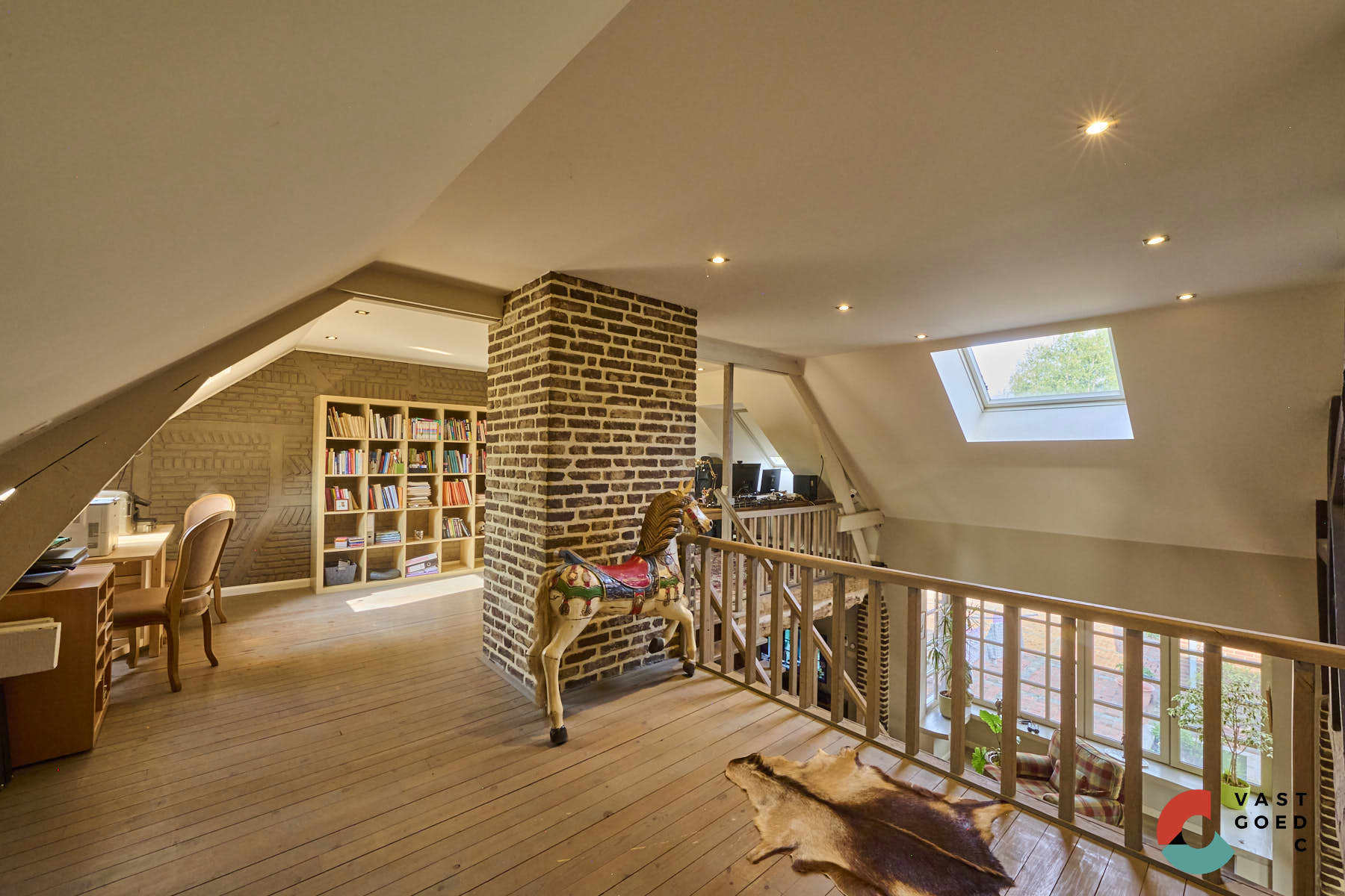 Rustig gelegen karaktervolle hoeve met zicht op de weilanden foto 11