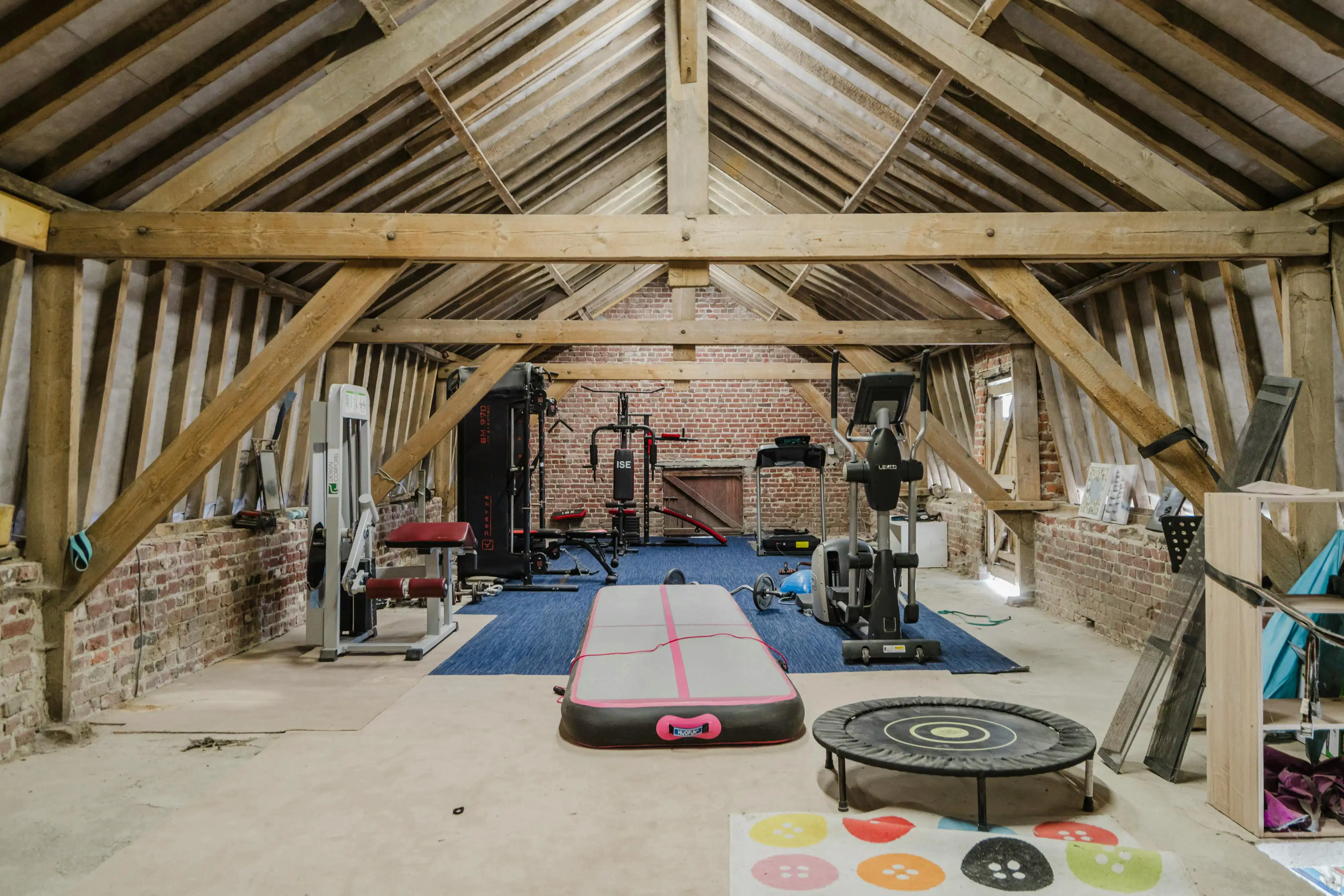 Karaktervolle hoeve met open zicht op de Kemmelberg en tal van mogelijkheden op 7.425 m² foto 32