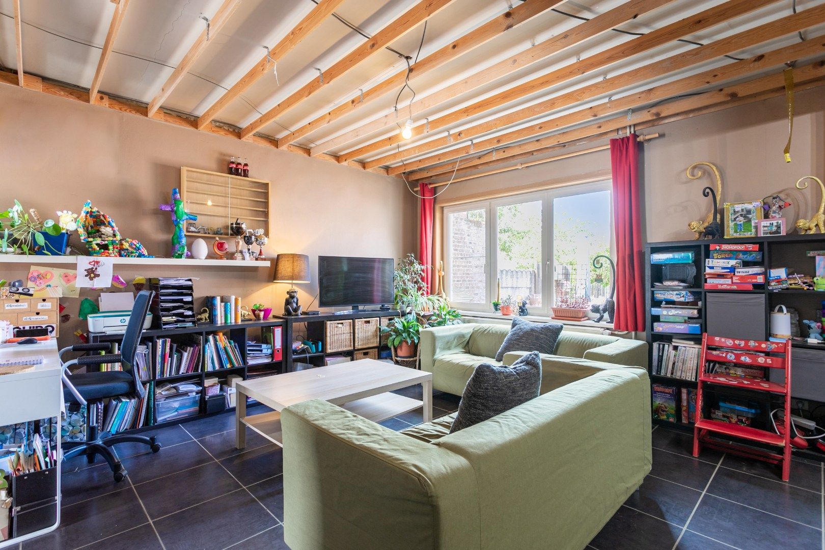 Op te frissen woning met 3 slpks en tuin te Roosdaal foto 6